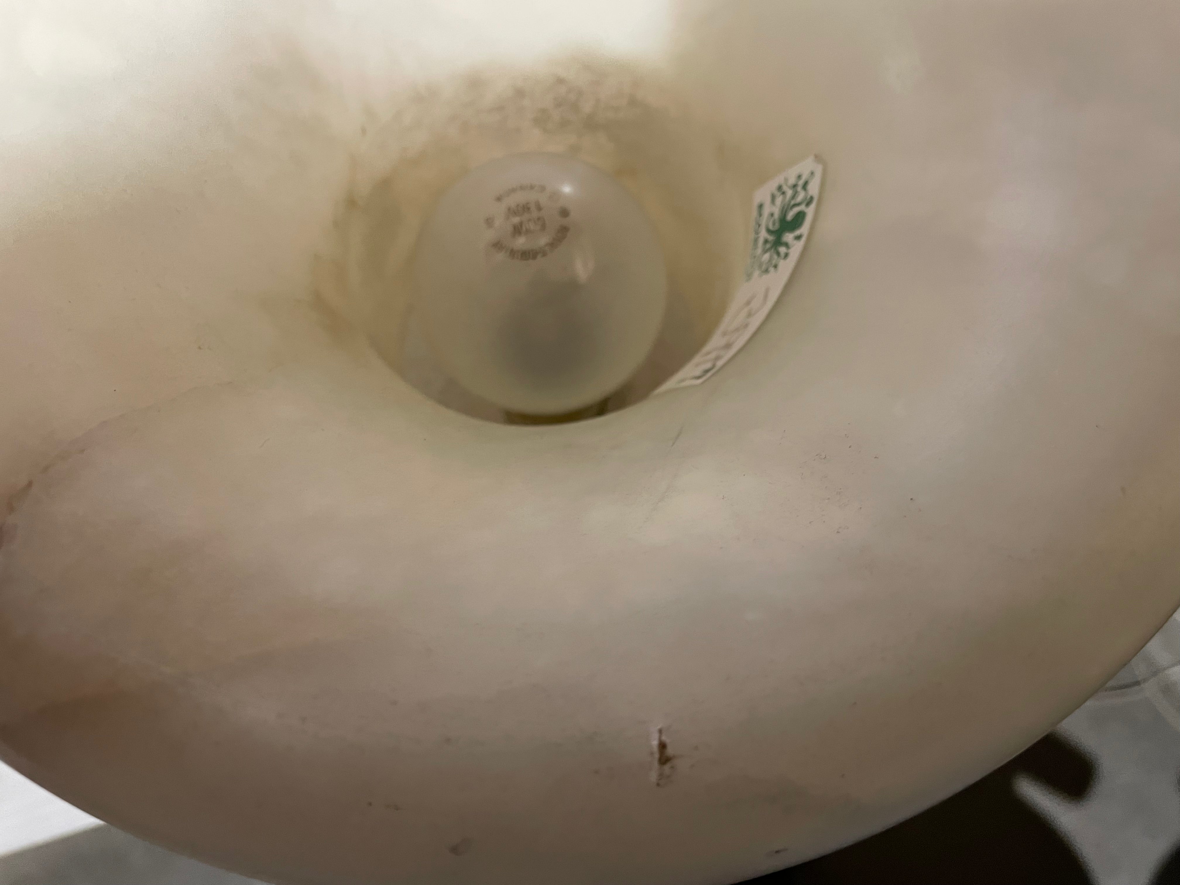 Art Deco Alabaster Urn Campana Table Lamp, Height 34 cm.