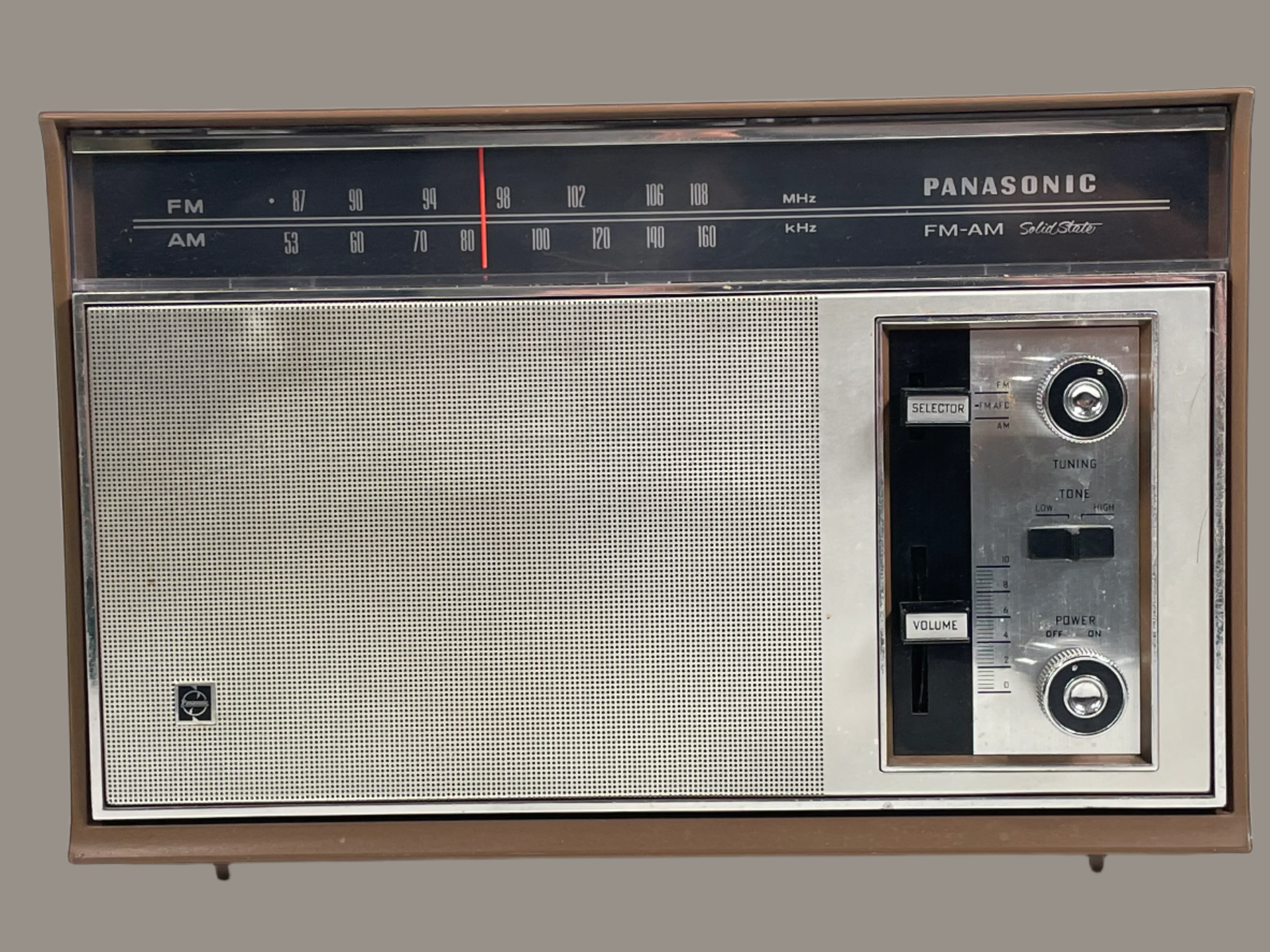 Vintage 1970's PANASONIC RADIO Model RE7329, 2 Band Radio