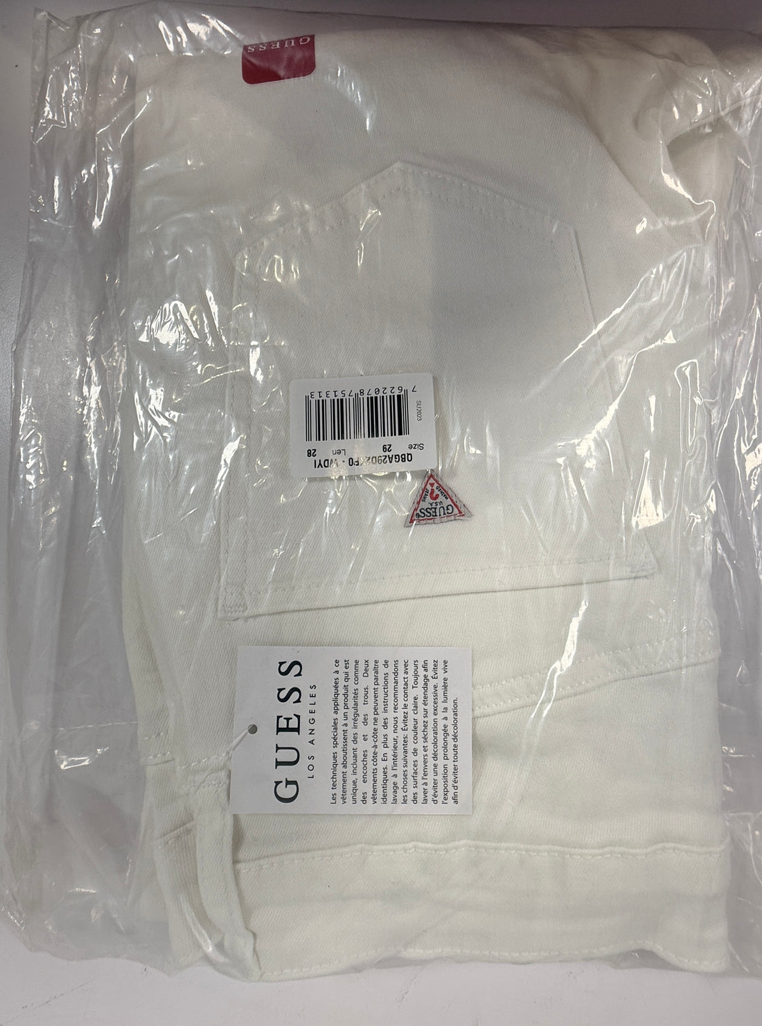 GUESS, Jean Skinny Taille Haute Simone, Blanc Destroyed, 29x28, Neuf avec étiquette.