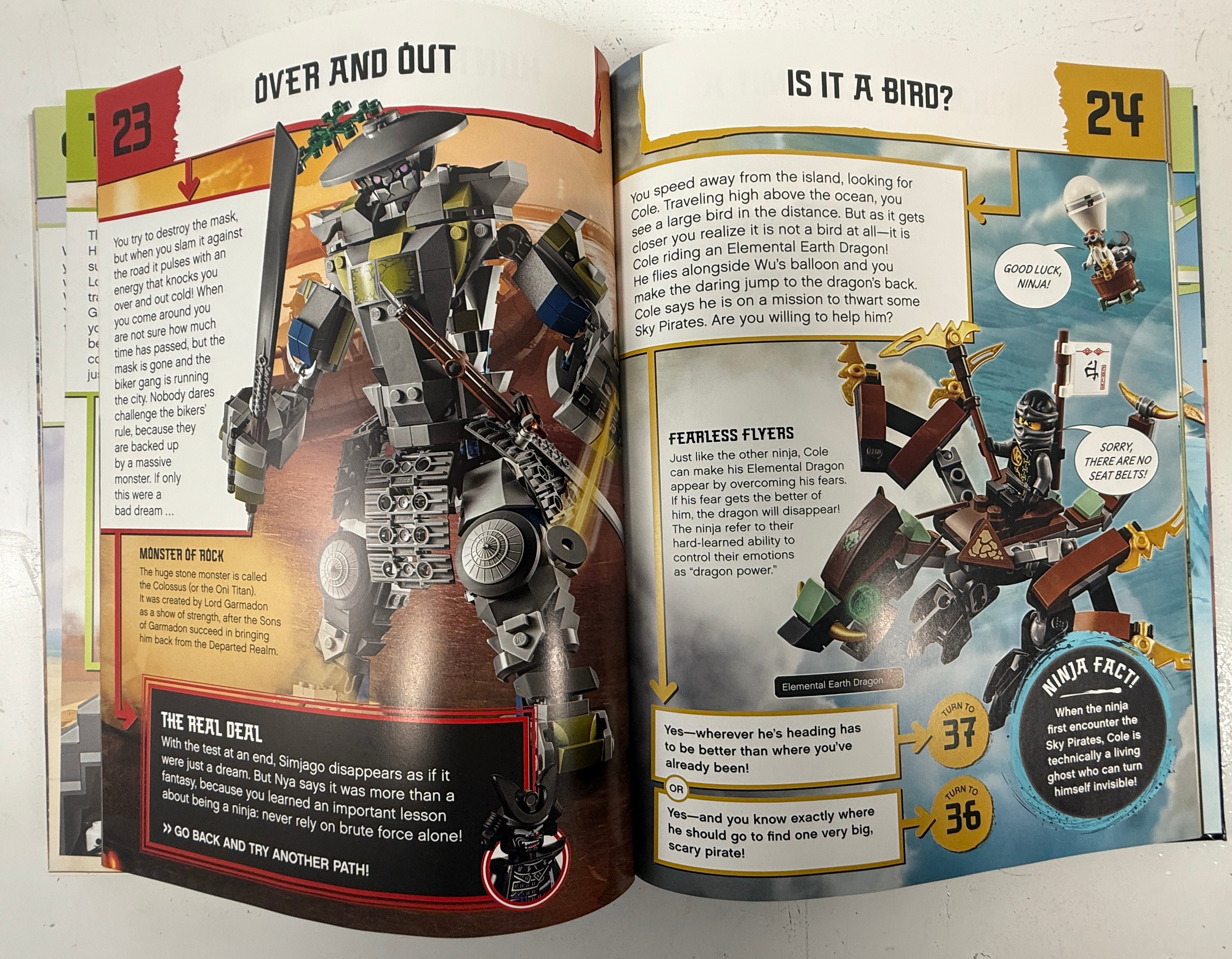 LEGO Ninjago – Choisissez votre livre de missions ninja avec la figurine Jay