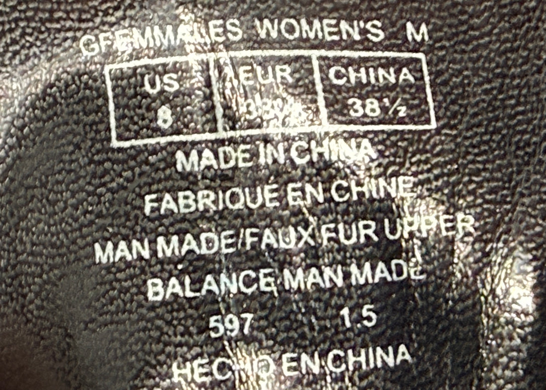 GUESS, Bottines à talons compensés et ornées de fausse fourrure, Noir, Neuves, dans leur boîte d'origine.