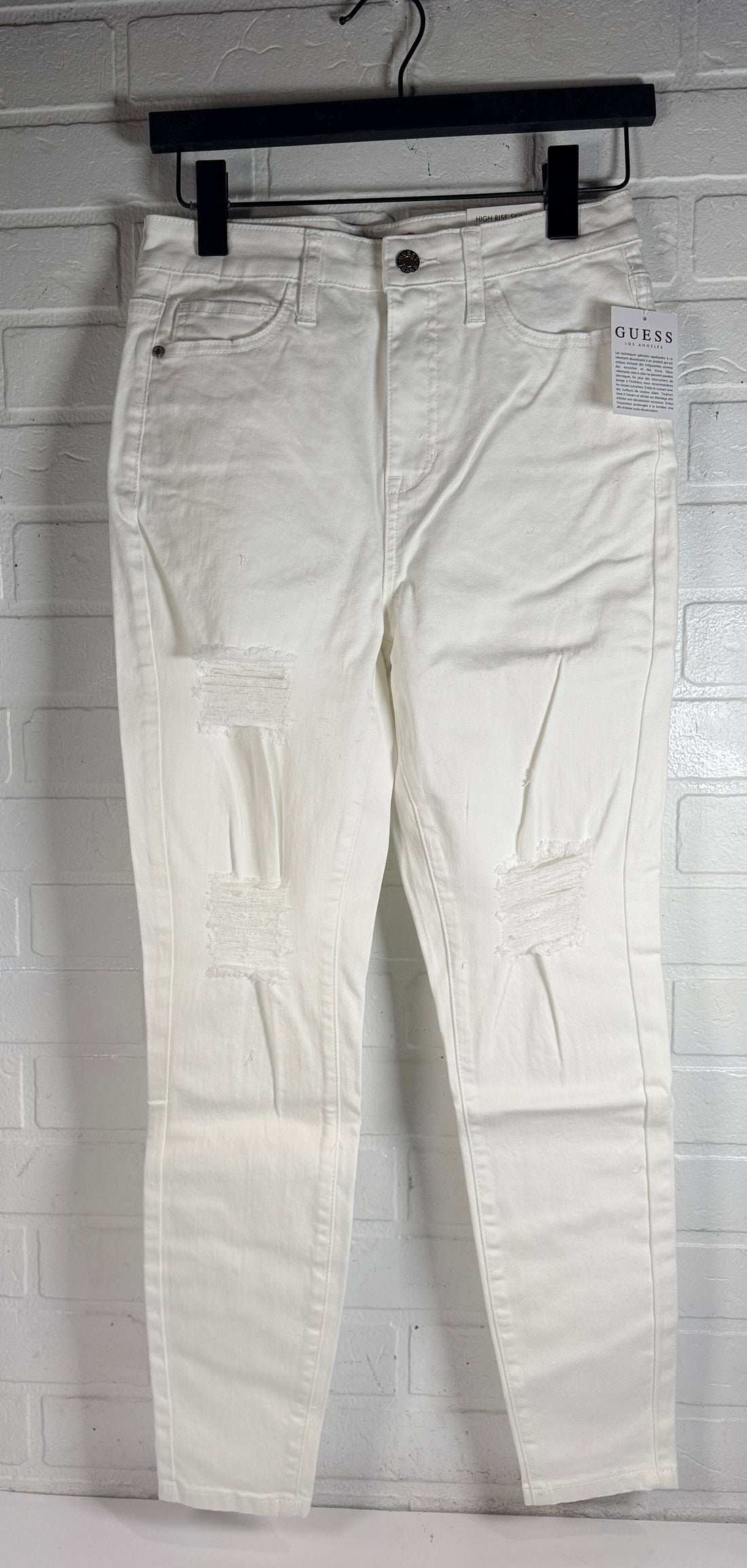 GUESS Simone High Rise Skinny Jeans White Destroyed Size 29x28 New With Tags Stretch Denim Women’s Designer Jeans Fast Shipping Montreal.