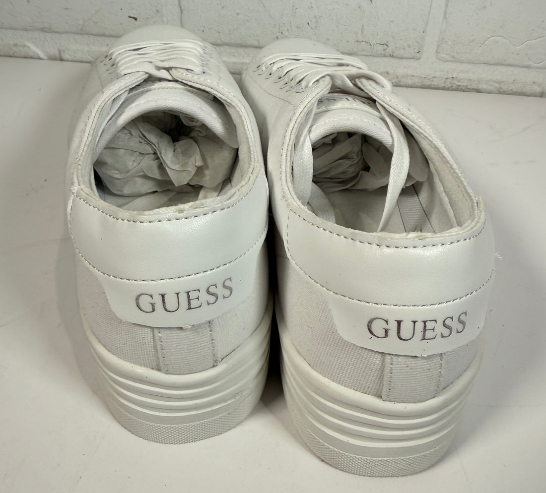 GUESS Alexa women’s white platform sneakers size 9 with box. Clean chunky sole lace-up casual fashion shoes in very good pre-owned condition.