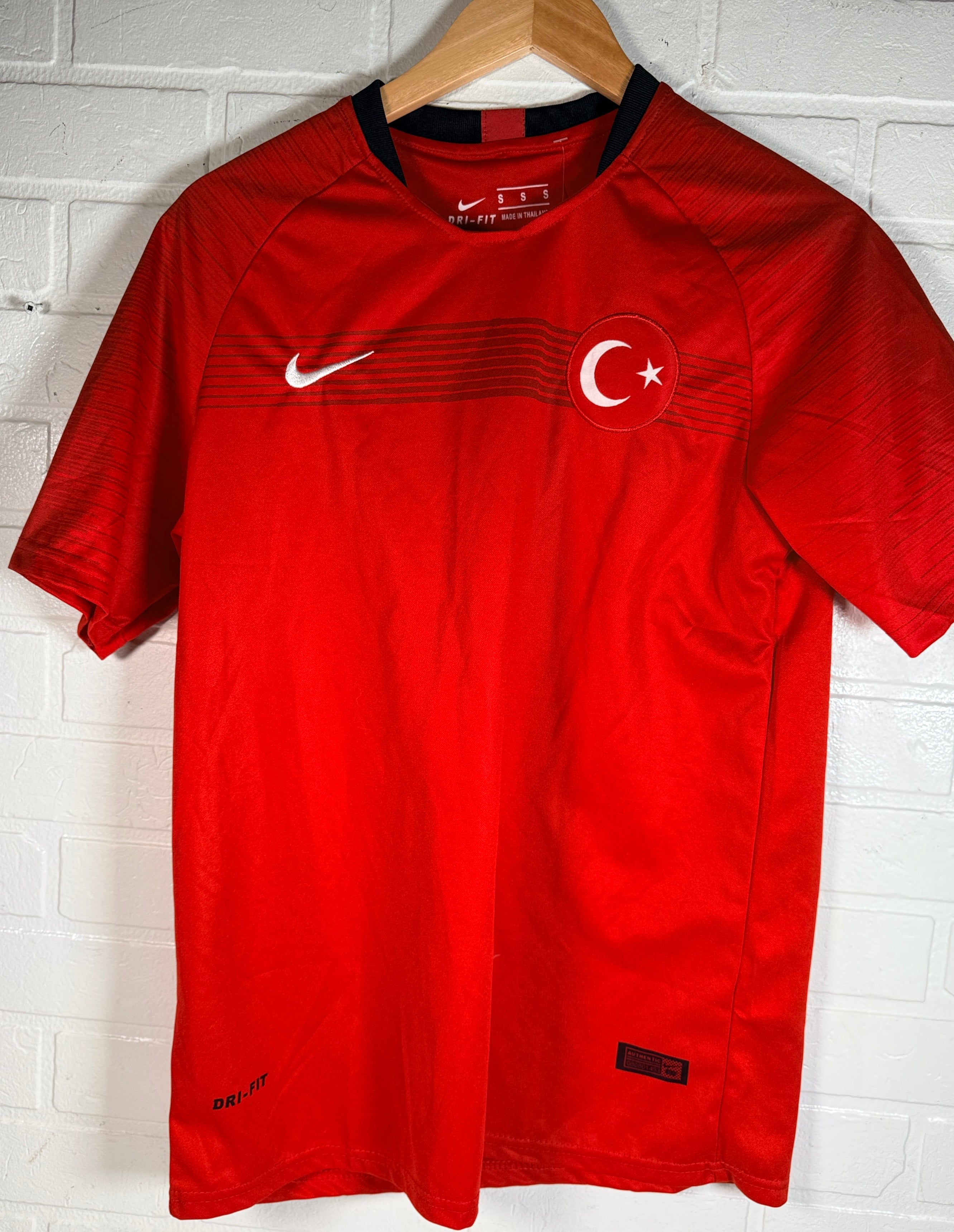 Nike Turkey national team red Dri-FIT soccer jersey size small official football shirt lightweight athletic supporter top made in Thailand.