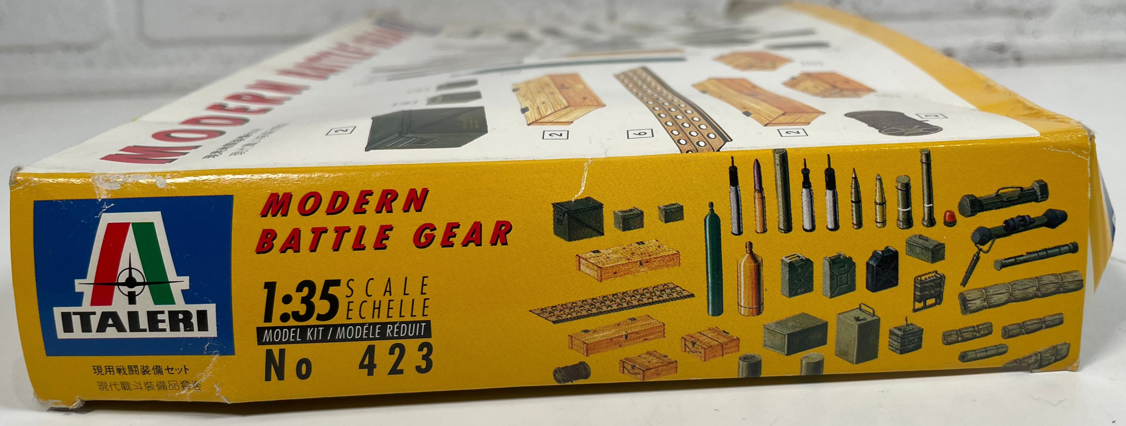 Italeri Modern Battle Gear – 1:35 Scale Accessory Kit (No. 423)