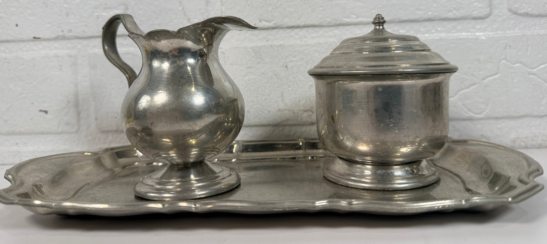 Vintage Stieff Pewter Colonial Williamsburg creamer sugar bowl tray set. Classic American traditional tableware with matching pieces and tray.