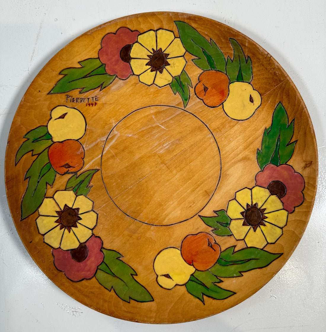 Complete 1947 Pierrette Hand-Painted Wooden Plate Set – 10pc Quebec Folk Art Dinnerware
