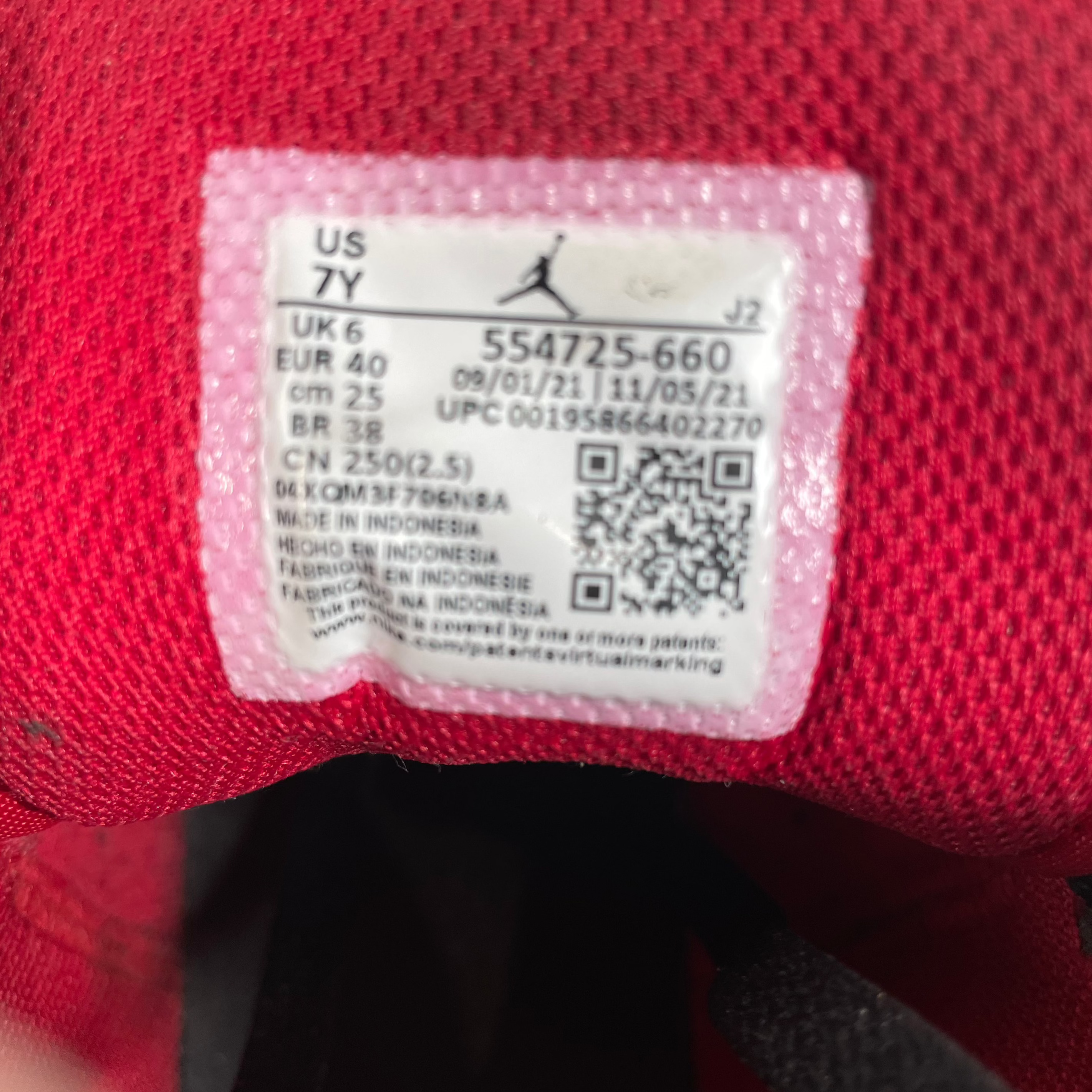 Nike Air Jordan 1 Mid “Bred” Black/Red Men’s Sneakers – Size 7Y US. – Cleaned, GUC