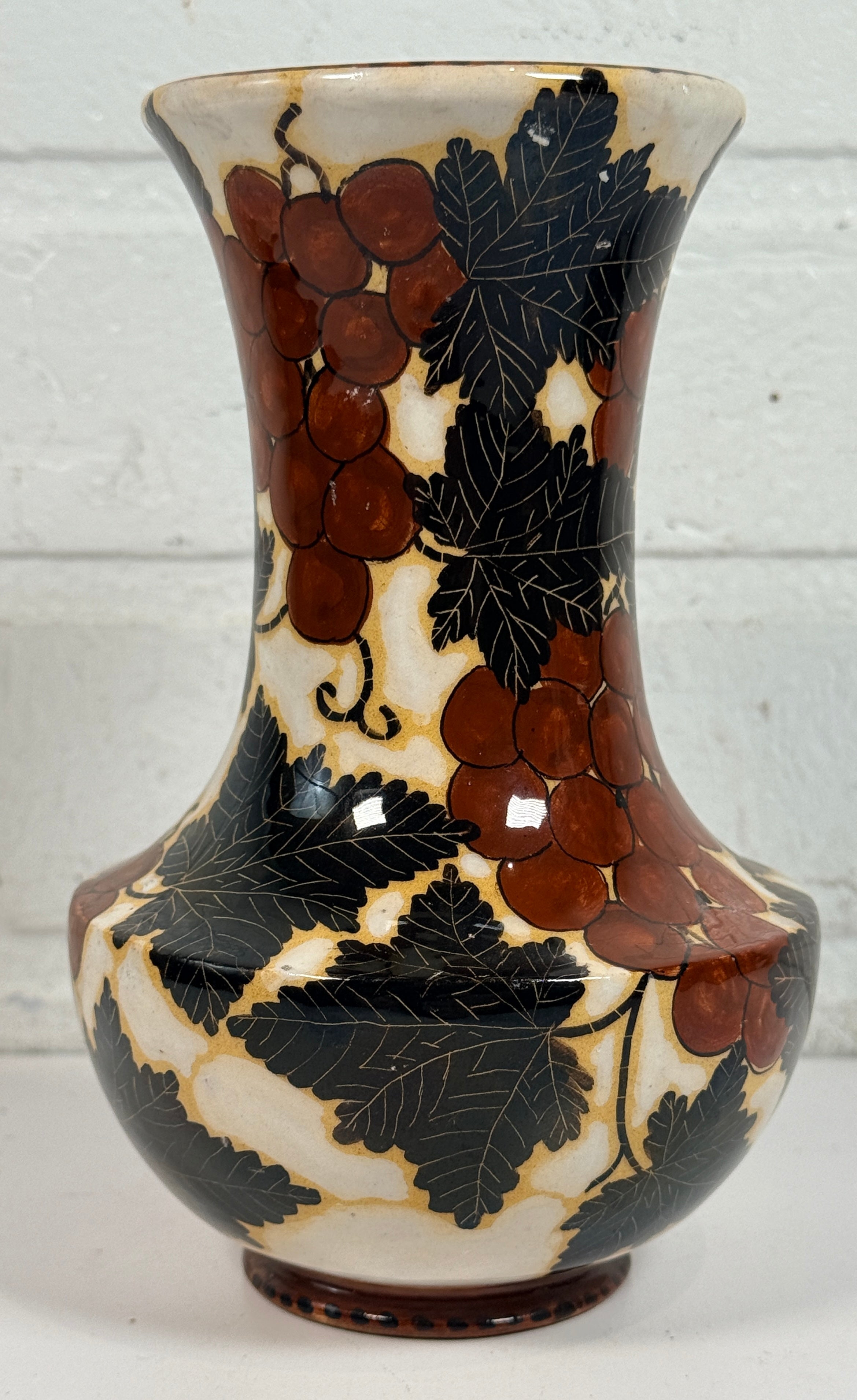 Vintage Fenice Albisola Italian ceramic vase with hand painted grape motif. Signed art pottery from Italy, collectible Tuscan décor piece.