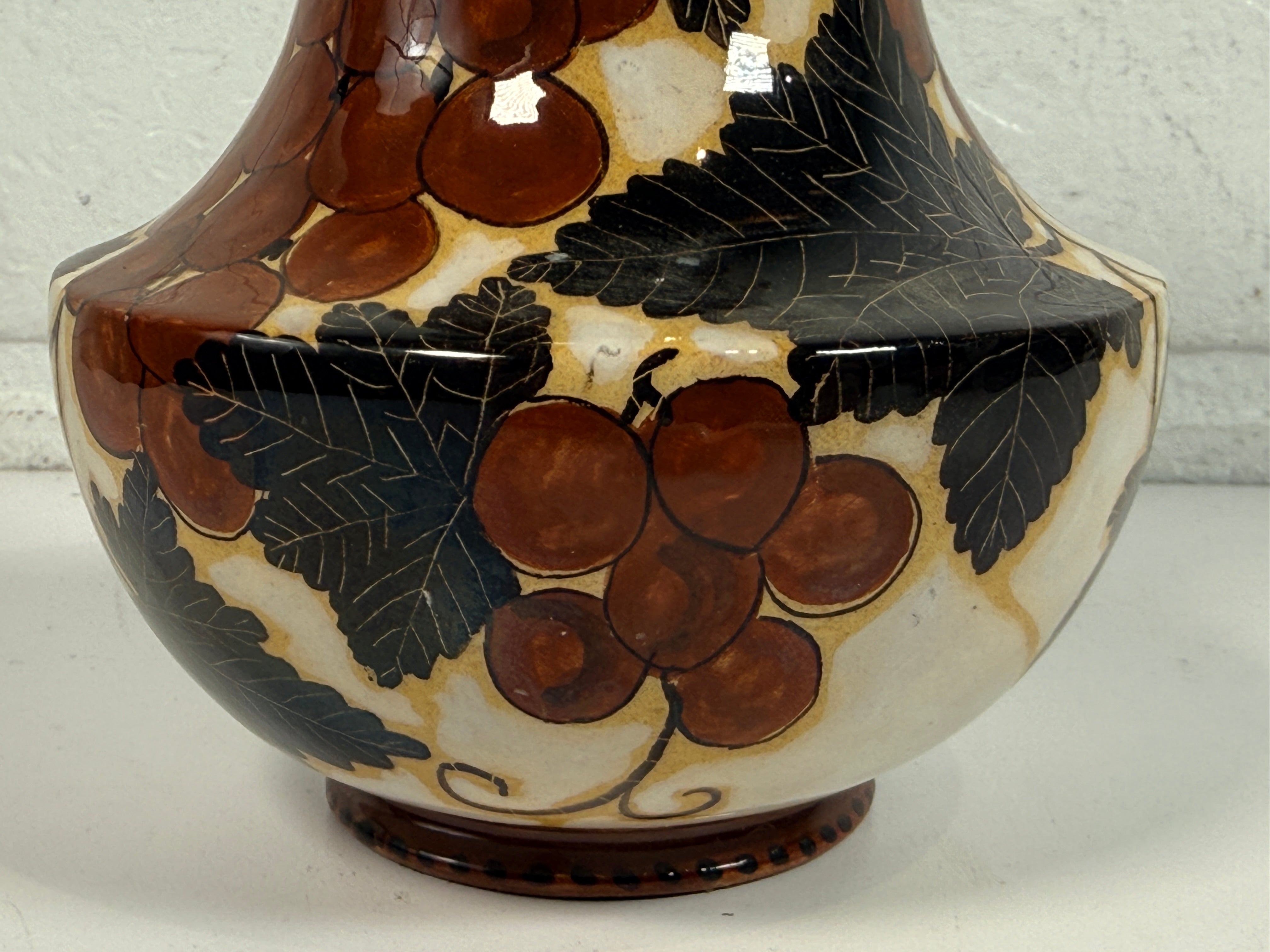 Vintage Fenice Albisola Italian ceramic vase with hand painted grape motif. Signed art pottery from Italy, collectible Tuscan décor piece.
