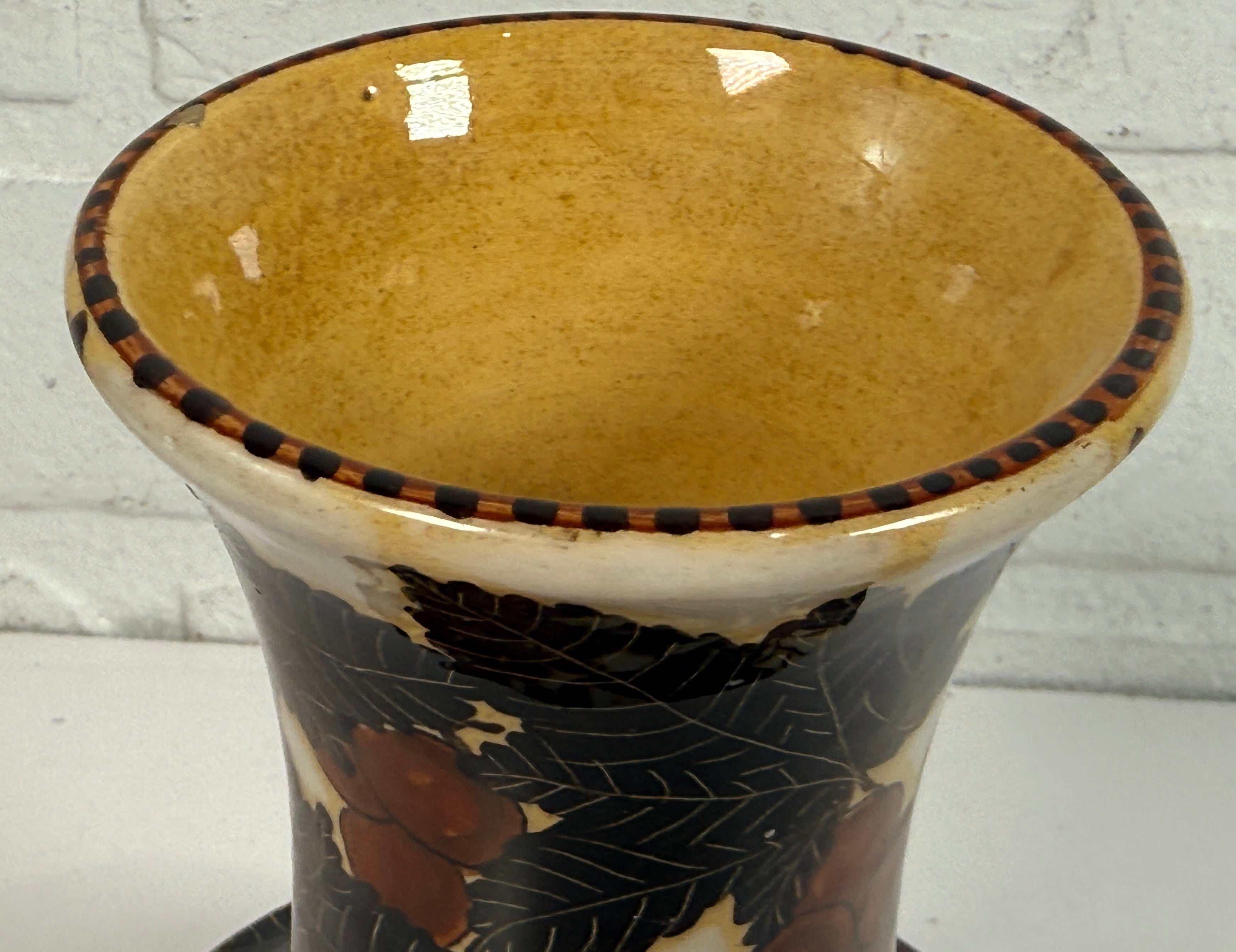 Vintage Fenice Albisola Italian ceramic vase with hand painted grape motif. Signed art pottery from Italy, collectible Tuscan décor piece.