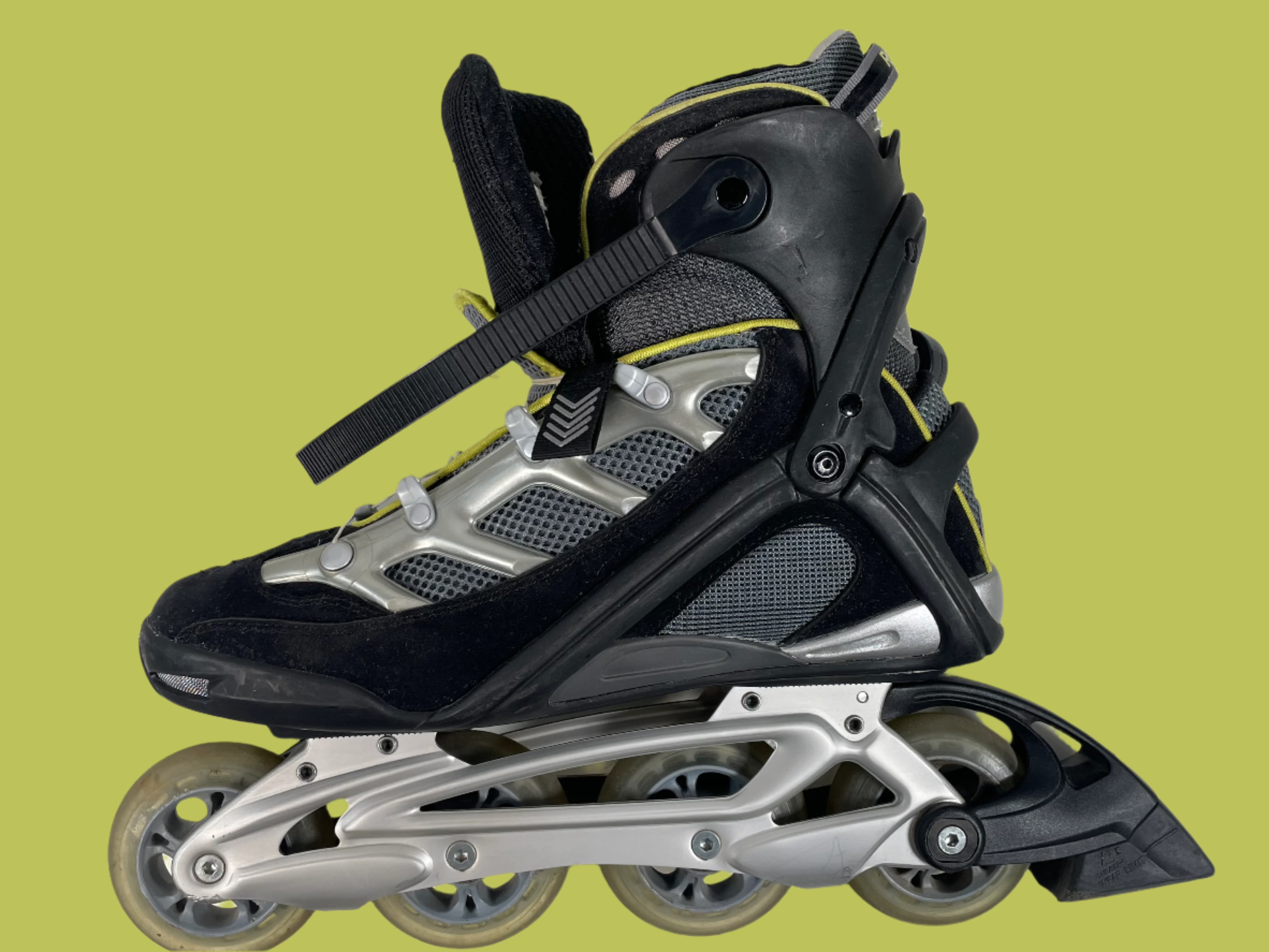 Vintage Rollerblade TRS Alpha Aggressive Inline Skates – ABEC 5 Bearings, Size 9.5 US