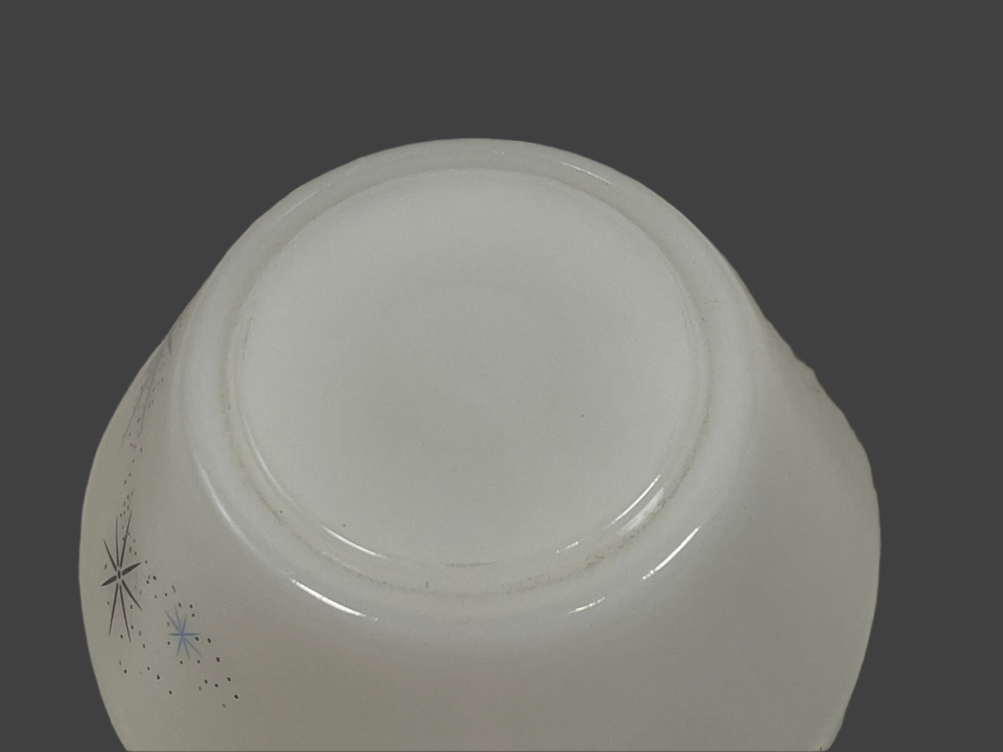 Vintage Fire-King Milk Glass Soup Bowls – Atomic Starburst Blue Heaven – Set of 4