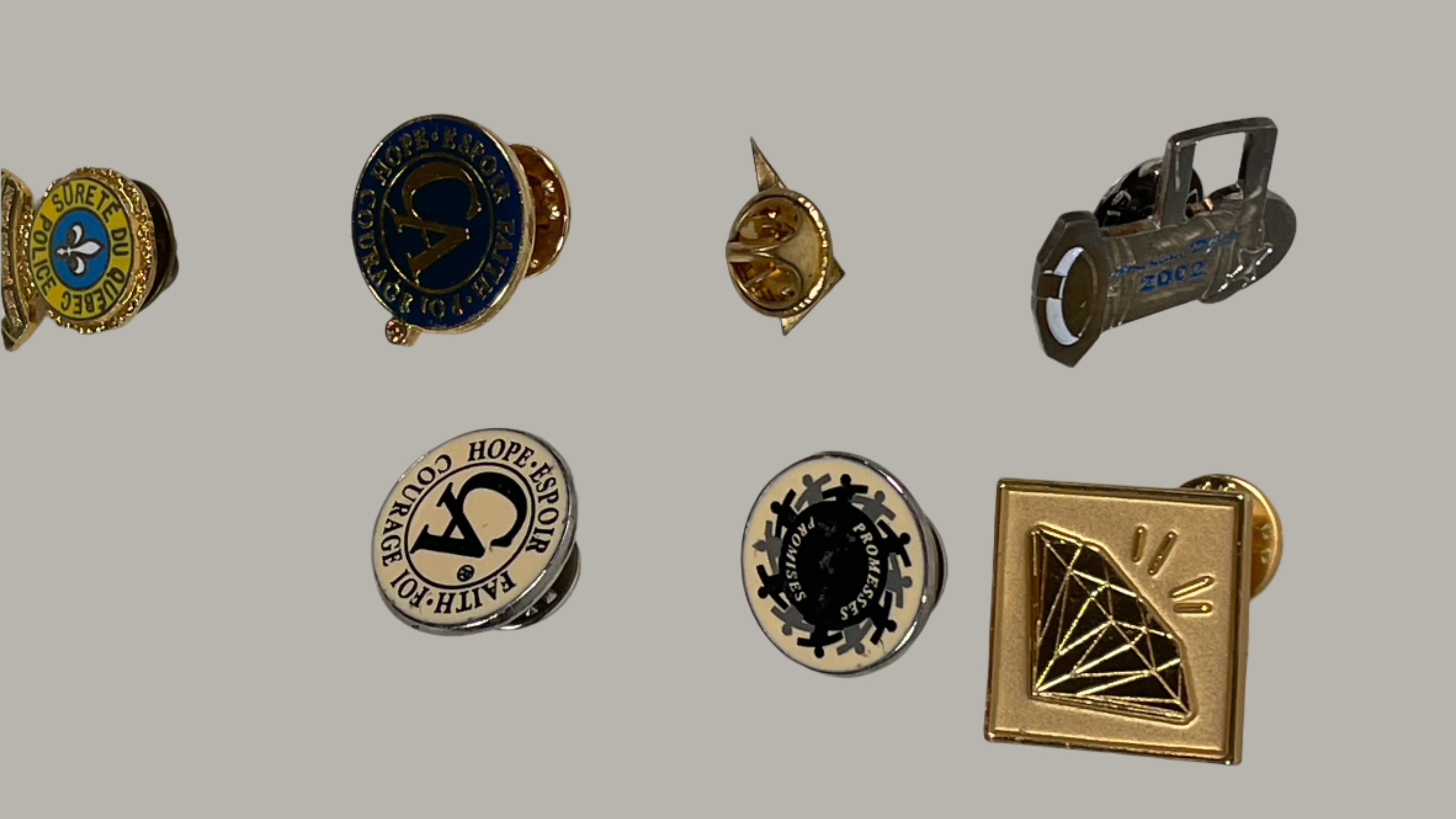 Lot d'épingles de collection assorties – URSS et Canada – Insignes de revers et épingles vintage