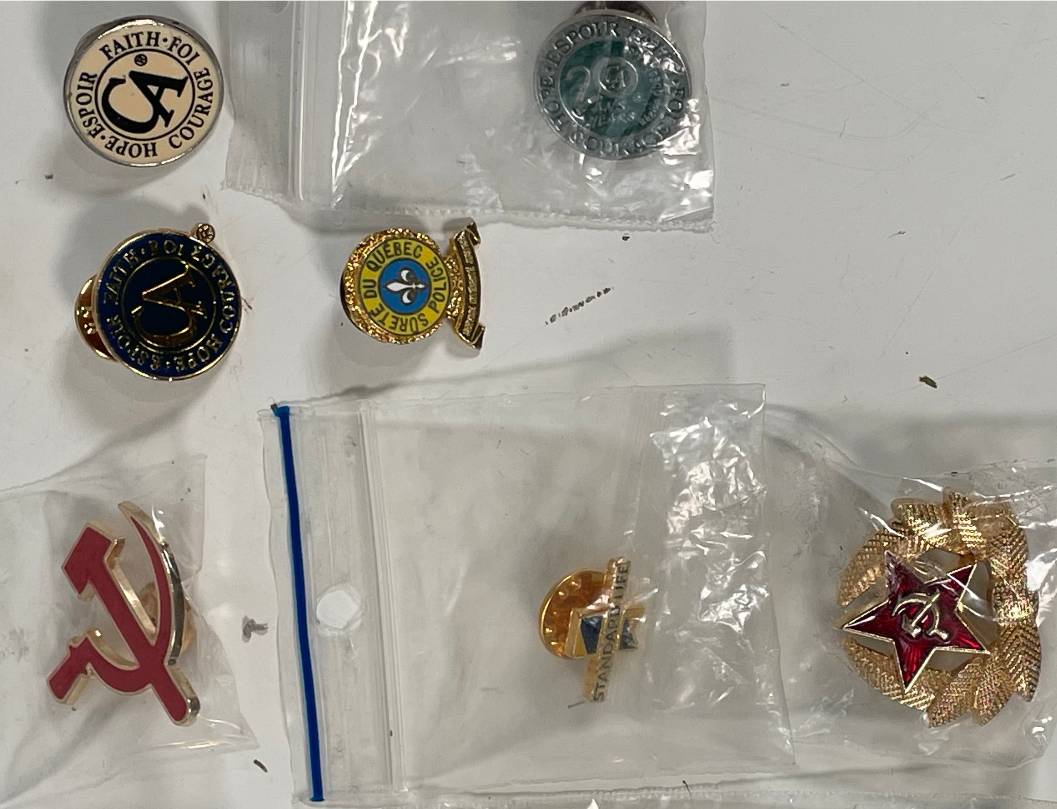 Lot d'épingles de collection assorties – URSS et Canada – Insignes de revers et épingles vintage