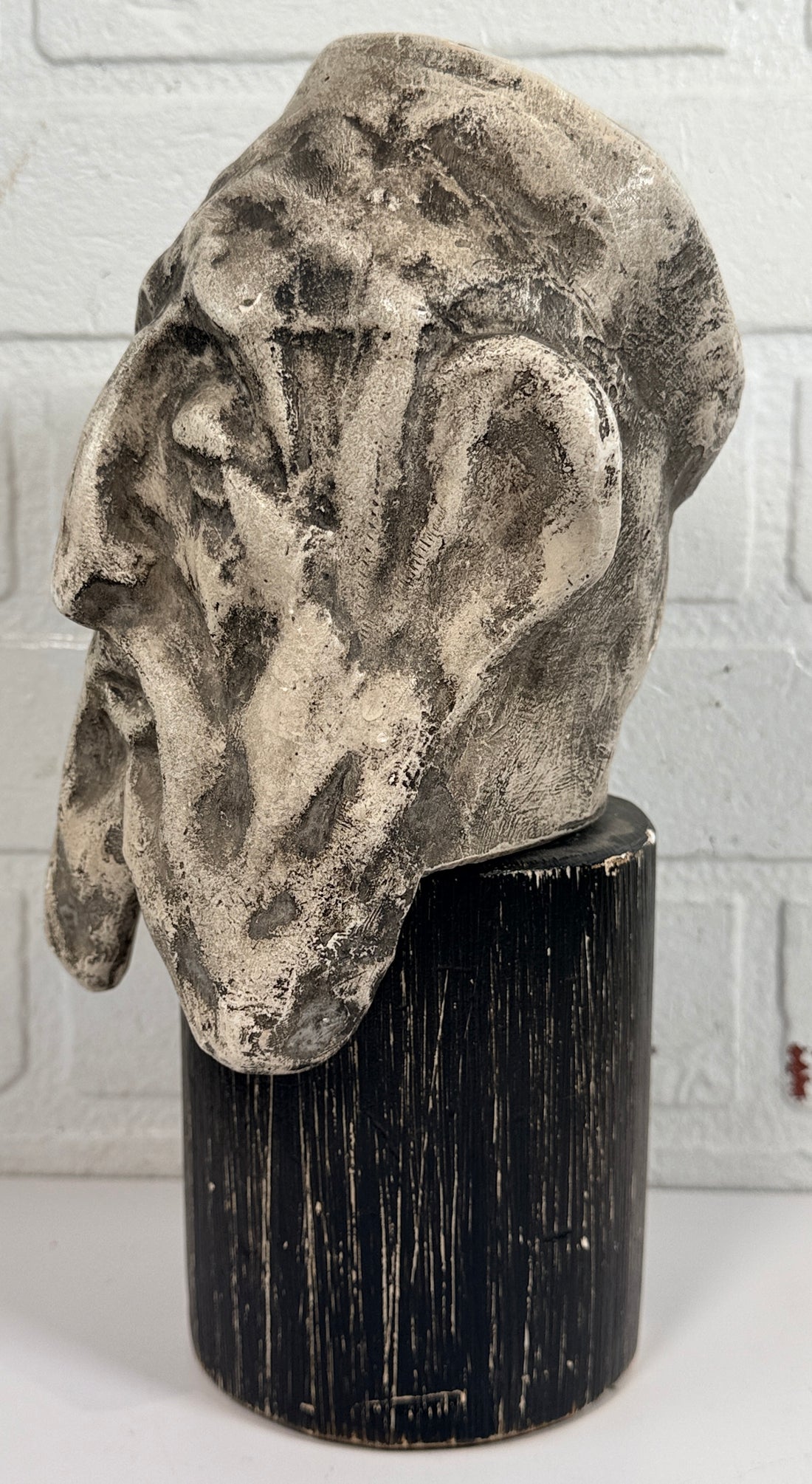 Signed Jack Hanson modernist sculptural bust with brutalist styling and expressive form. Vintage statement art piece for collectors and interior décor.