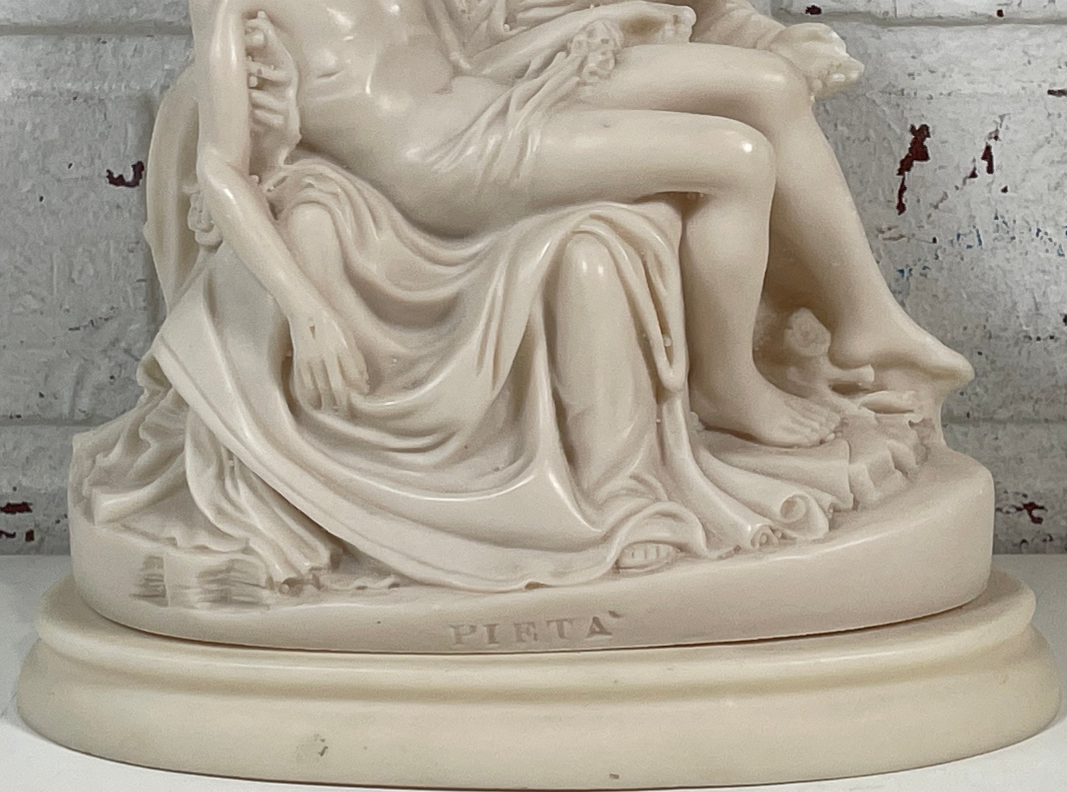 Michelangelo's Pieta Jesus & Mary Statue Figure Sculpture, A.Santini 7" Tall