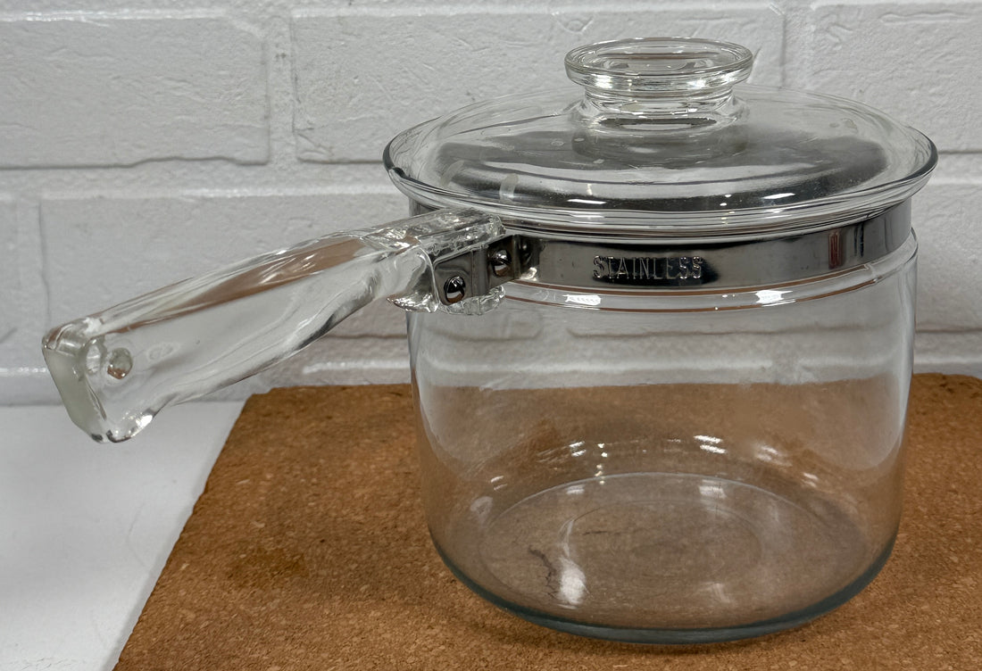 Vintage PYREX Flameware Glass Cooking Pot with Handle & Lid – Made in USA