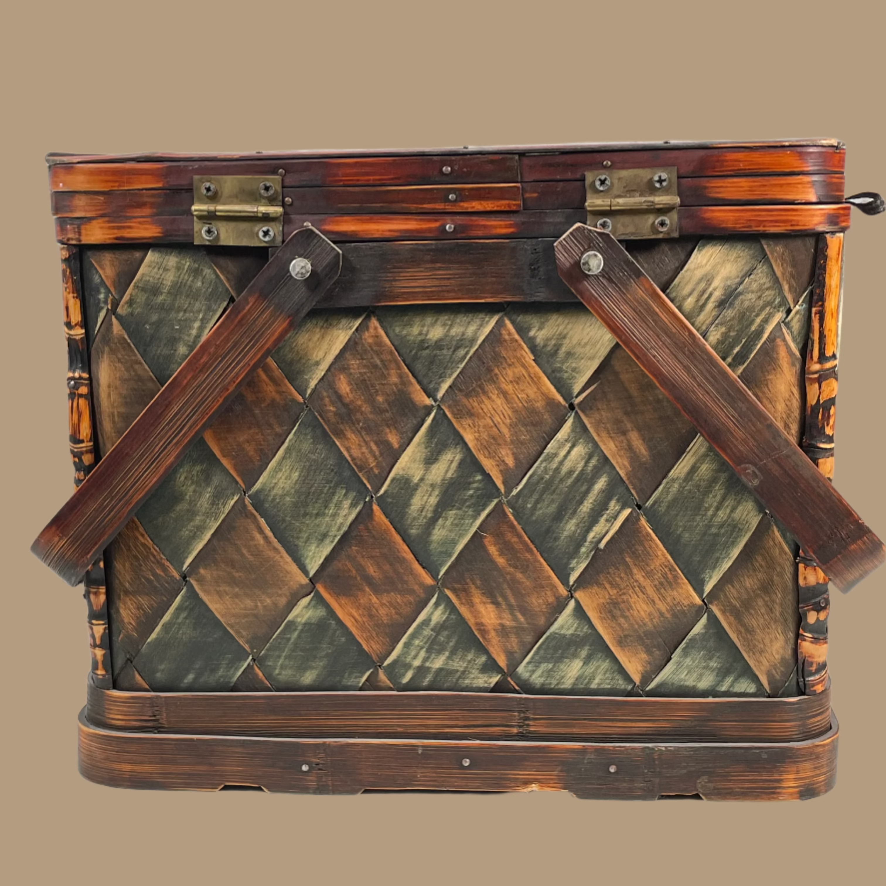 Vintage Woven Wood Picnic Basket – Green & Brown Checkered – Mid-Century Charm