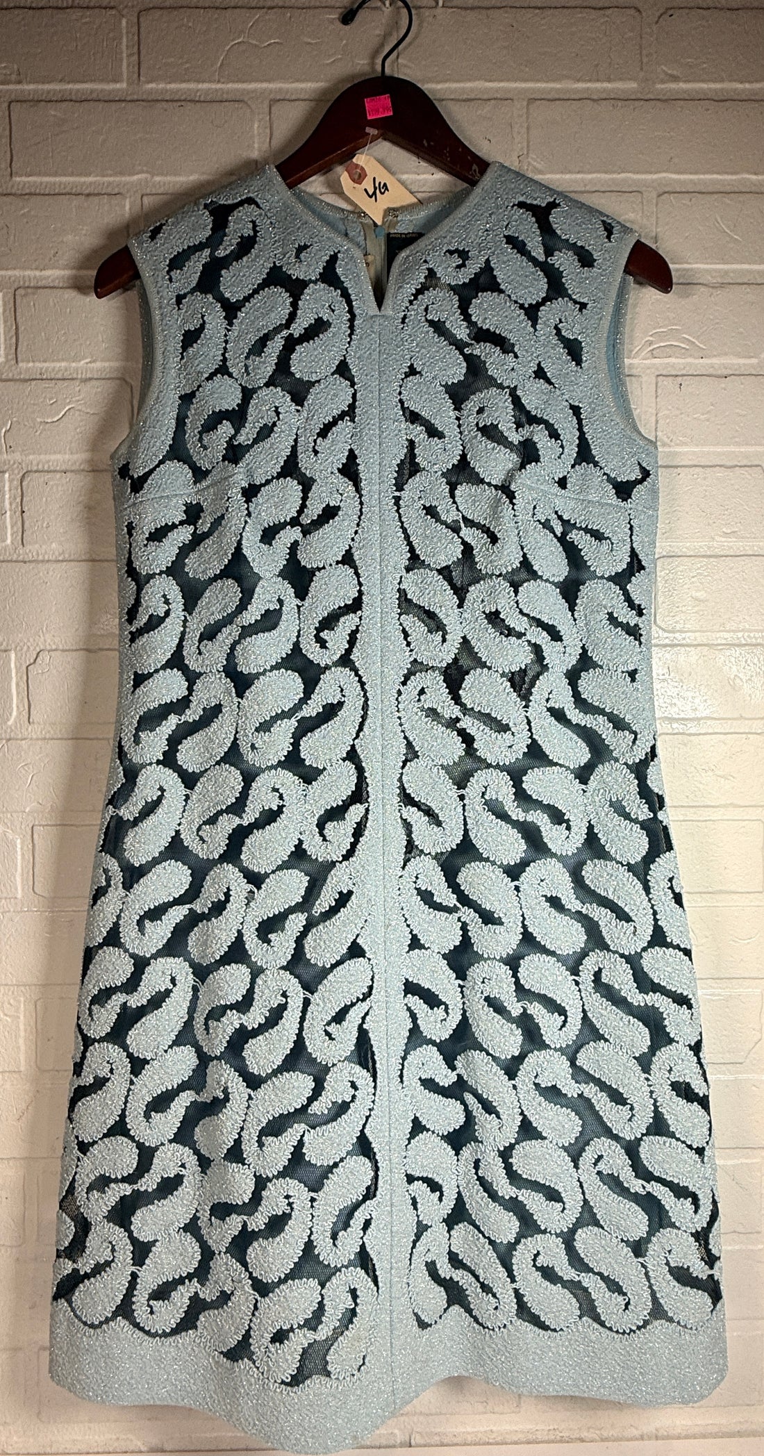 Vintage 1960s Susan Vermes Montreal cocktail dress, metallic knit paisley design, mod A-line silhouette, Derby Knit construction, boutique retro fashion piece.