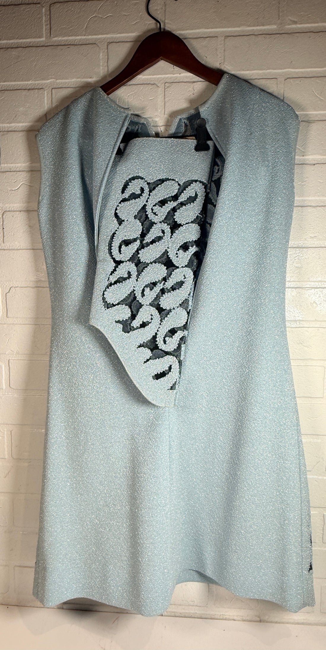 Robe de cocktail Mod années 60, Susan Vermes Montréal, tricot métallisé.