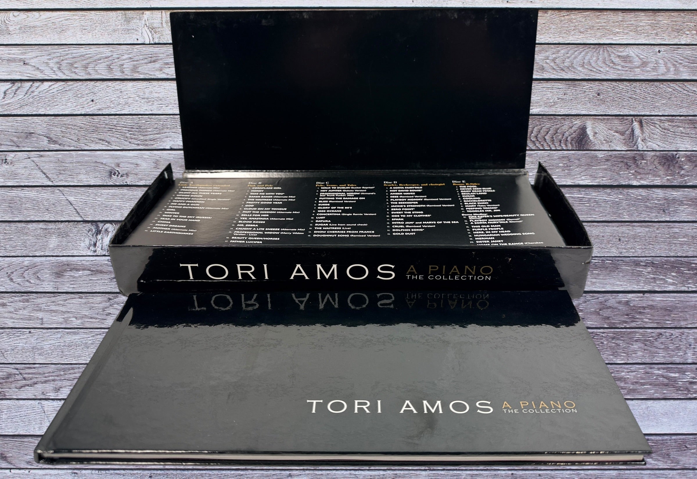 Complete Tori Amos A Piano The Collection 5CD deluxe Rhino box set with piano-key packaging and bonus B-sides in very good condition.