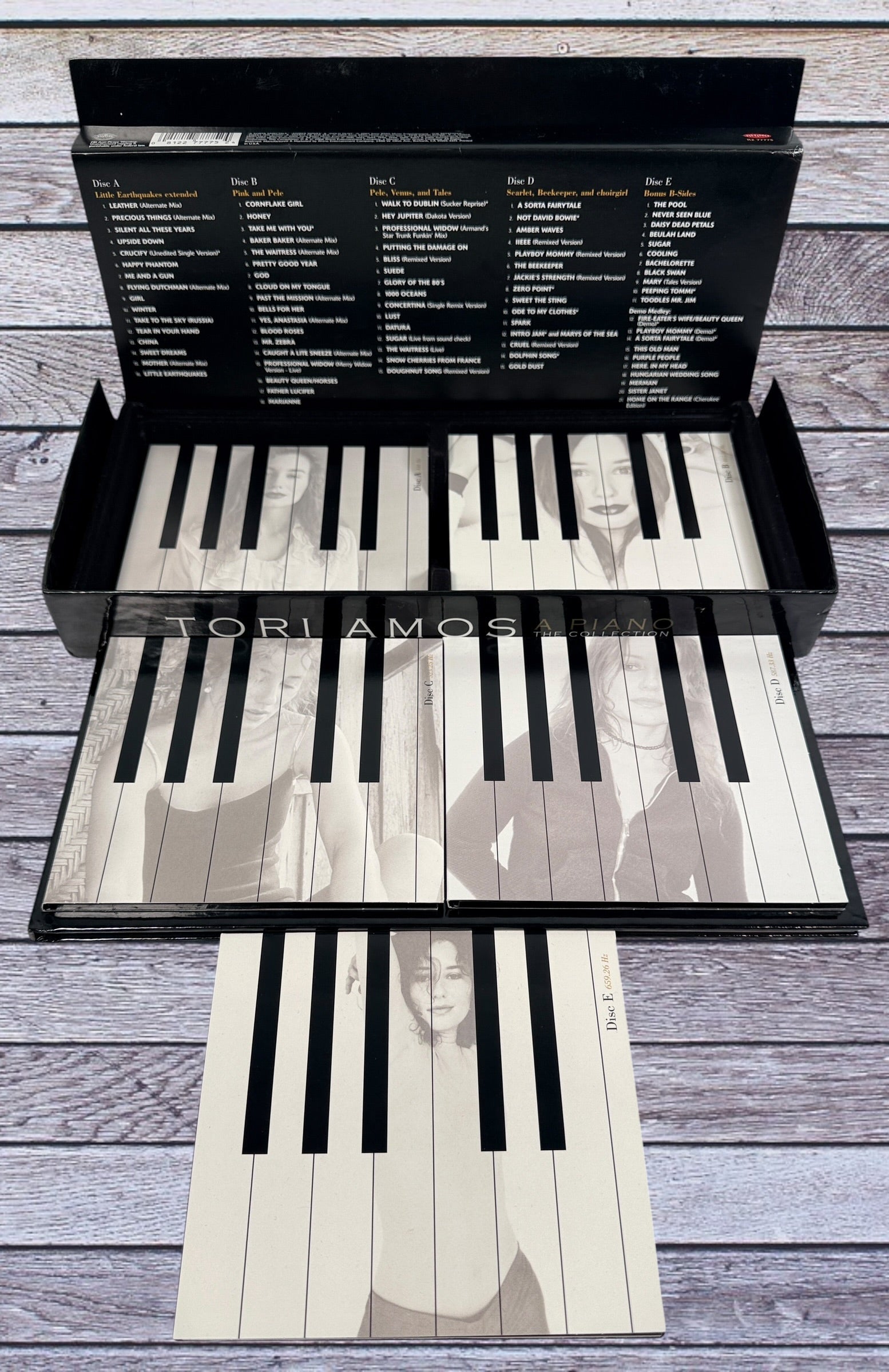 Tori Amos, A Piano The Collection, 5CD Deluxe Rhino Box Set. – Éco