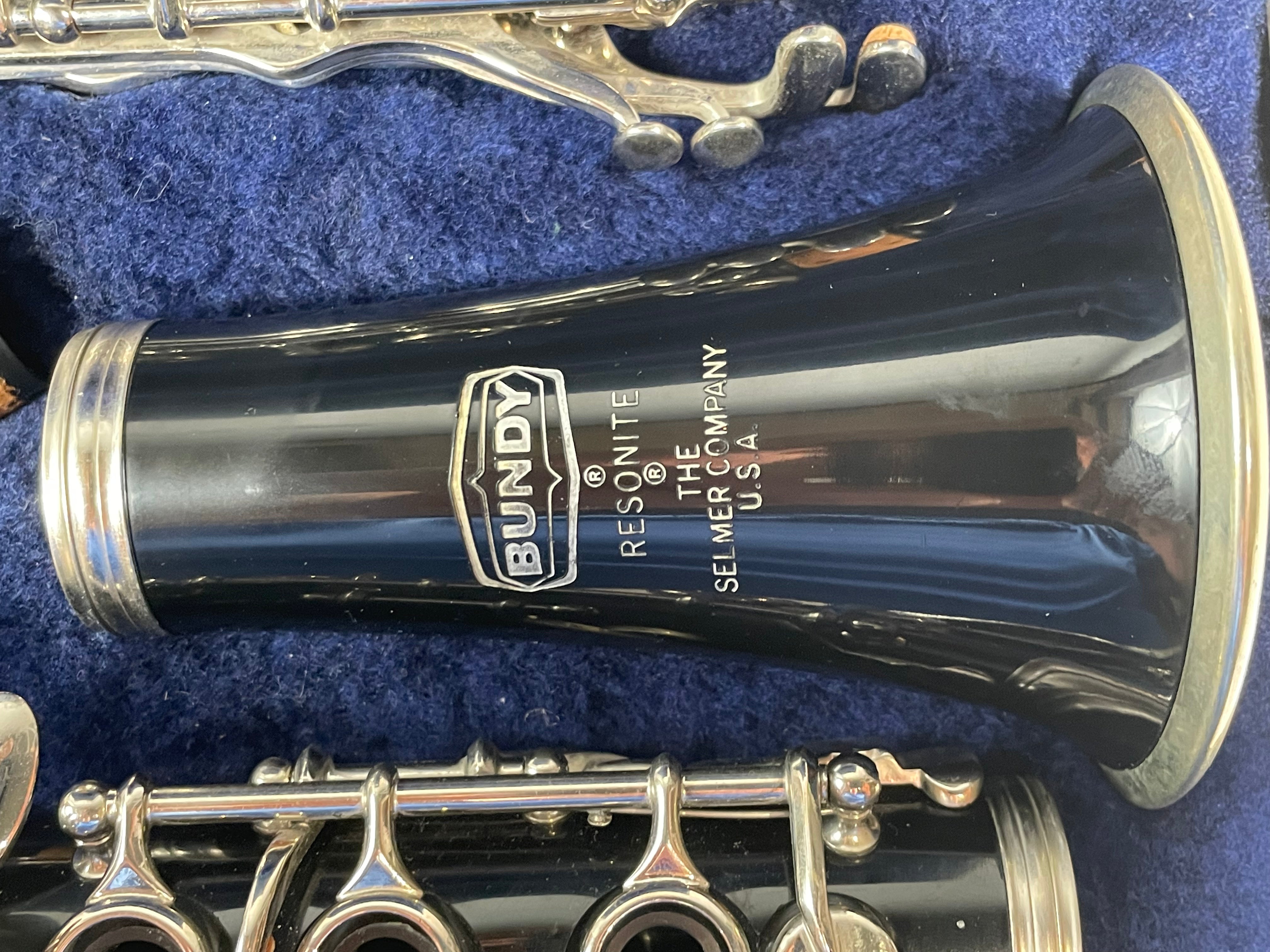Vintage Bundy Resonite Clarinet by Selmer – USA Made | Complete with Case