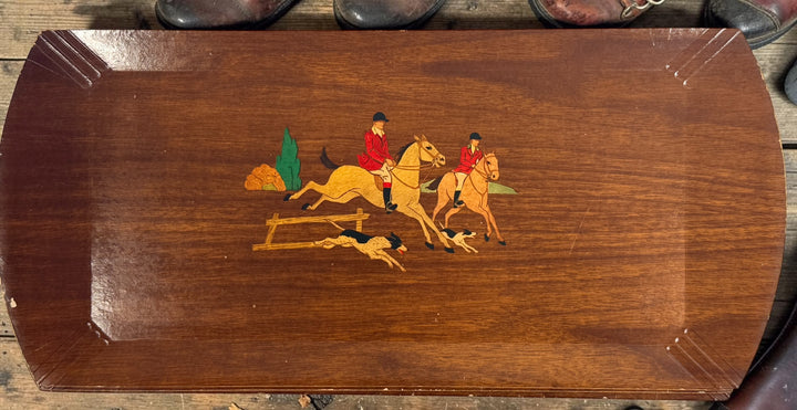 Vintage Haskelite fox hunt serving tray set of 4 with equestrian hunting scene and mid-century bentwood lacquered décor.
