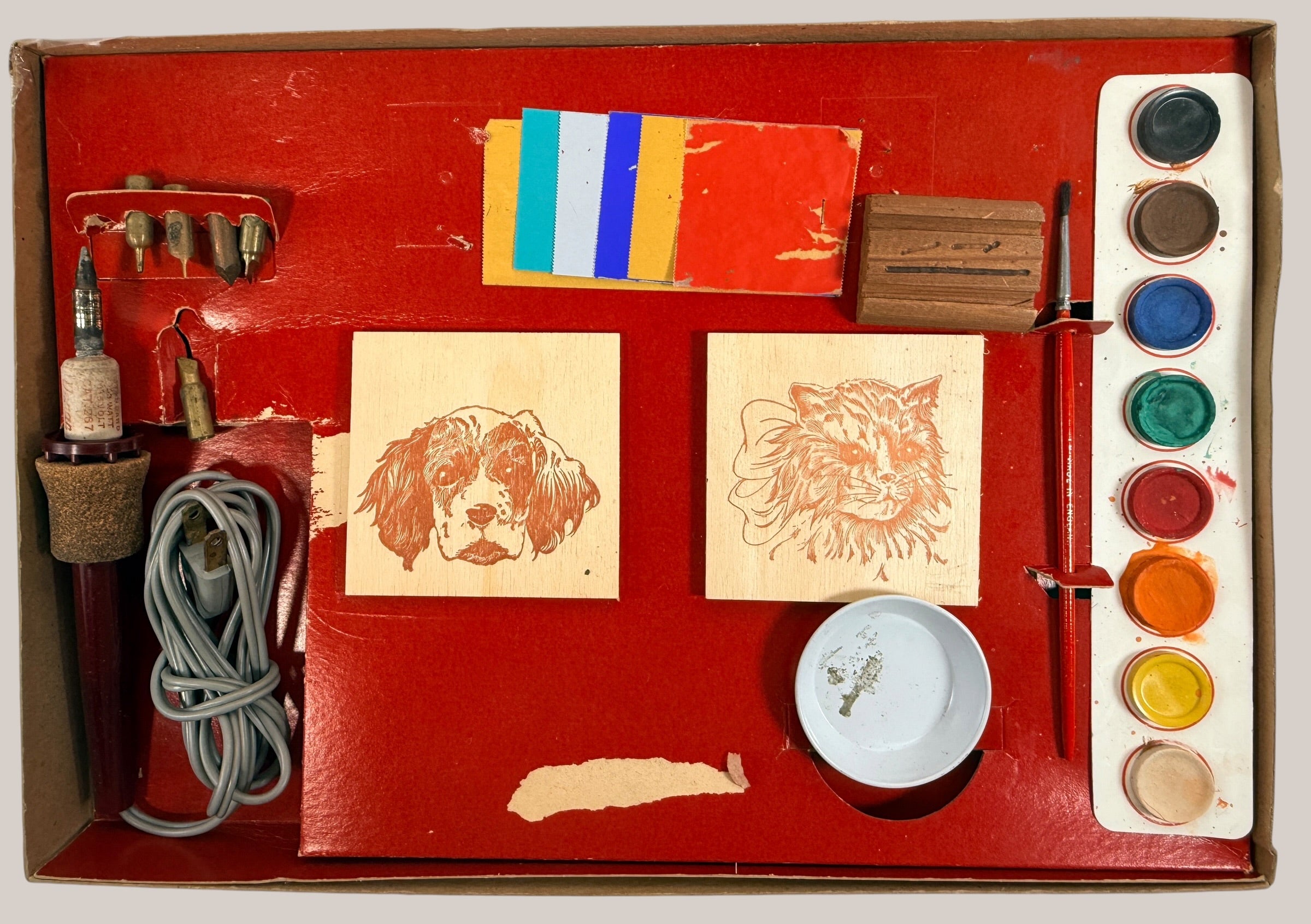 Vintage Ungar woodburning craft kit with original box, pyrography pencil, interchangeable tips, manuals, and accessories.