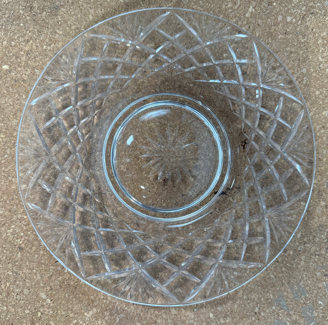 Set of 4 Clear Cut-Glass Dessert Plate – Diamond Crosshatch & Starburst Pattern, 6½″