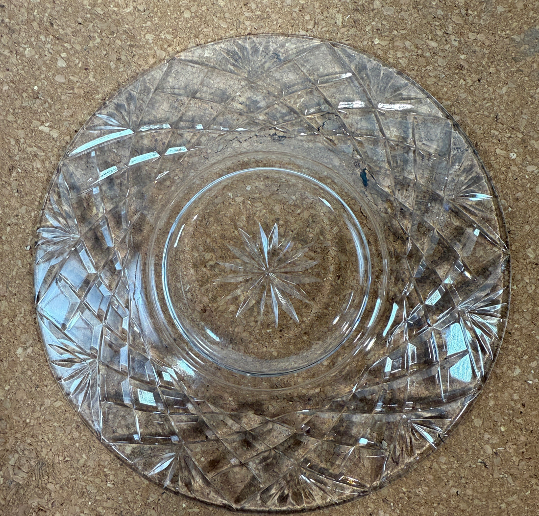 Set of 4 Clear Cut-Glass Dessert Plate – Diamond Crosshatch & Starburst Pattern, 6½″