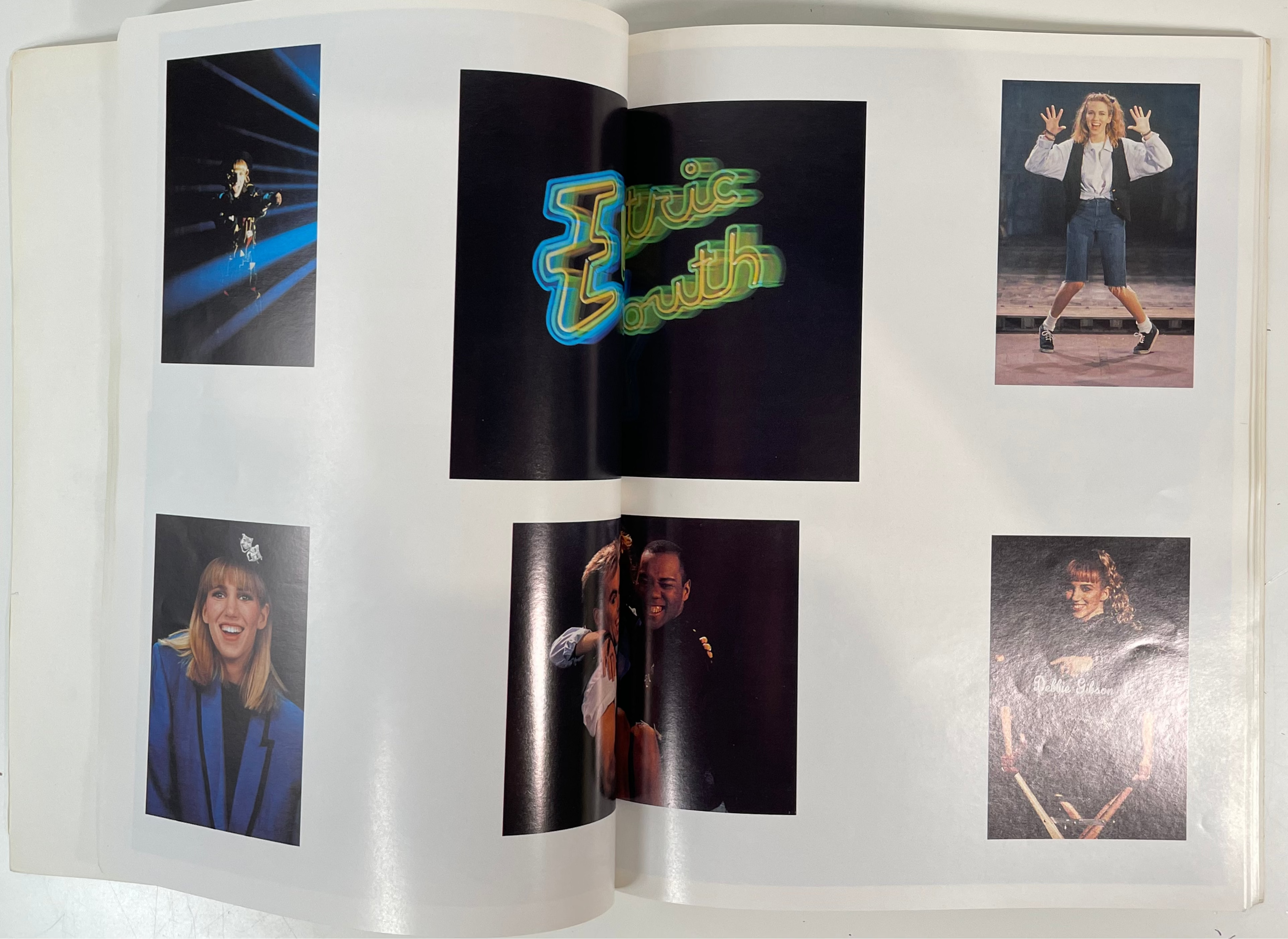 Debbie Gibson: Between the Lines by Mark Bego (1989) – 100 Photos, TPB