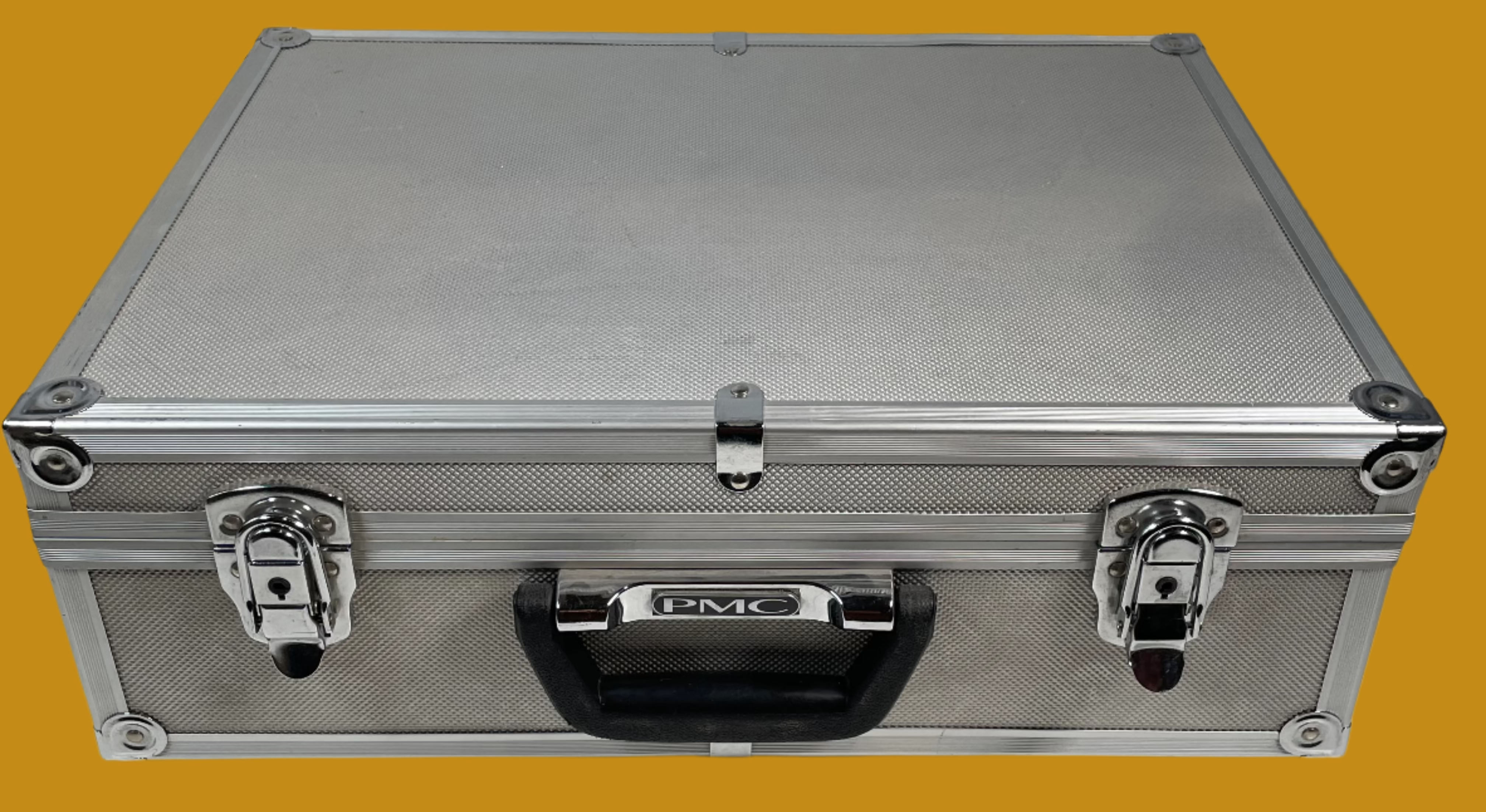 Kit de pièces de haut-parleur PMC twenty:24 – Woofer, tweeter, bornes, crossover.