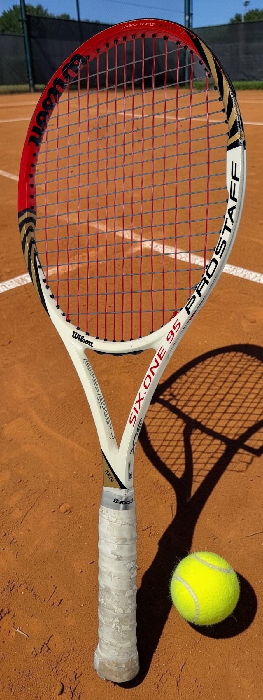 Wilson Pro Staff Six.One 95 BLX tennis racquet with 16x18 pattern. Classic Federer-era control frame in solid playable condition.