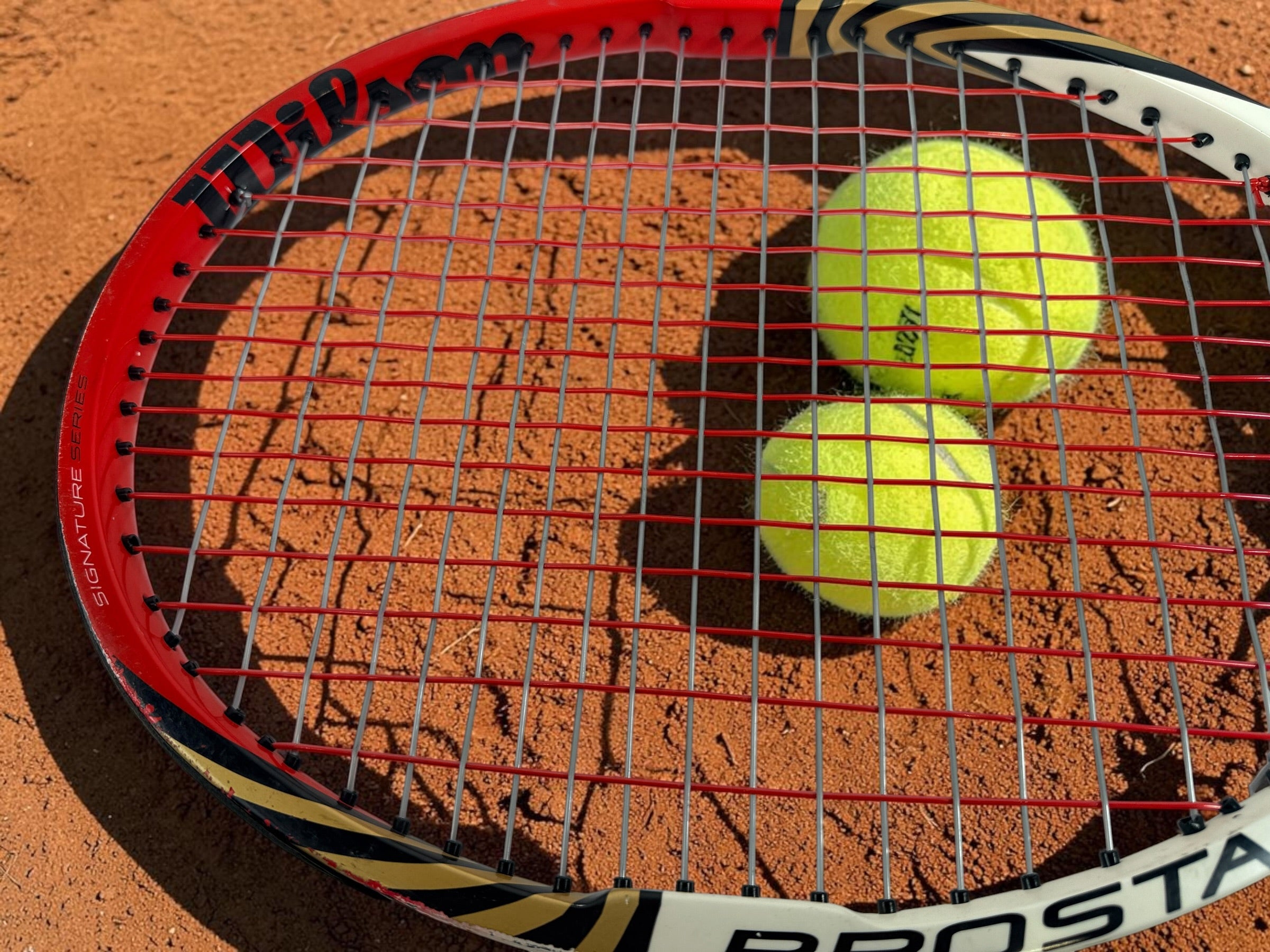 Wilson Pro Staff Six.One 95 BLX tennis racquet with 16x18 pattern. Classic Federer-era control frame in solid playable condition.