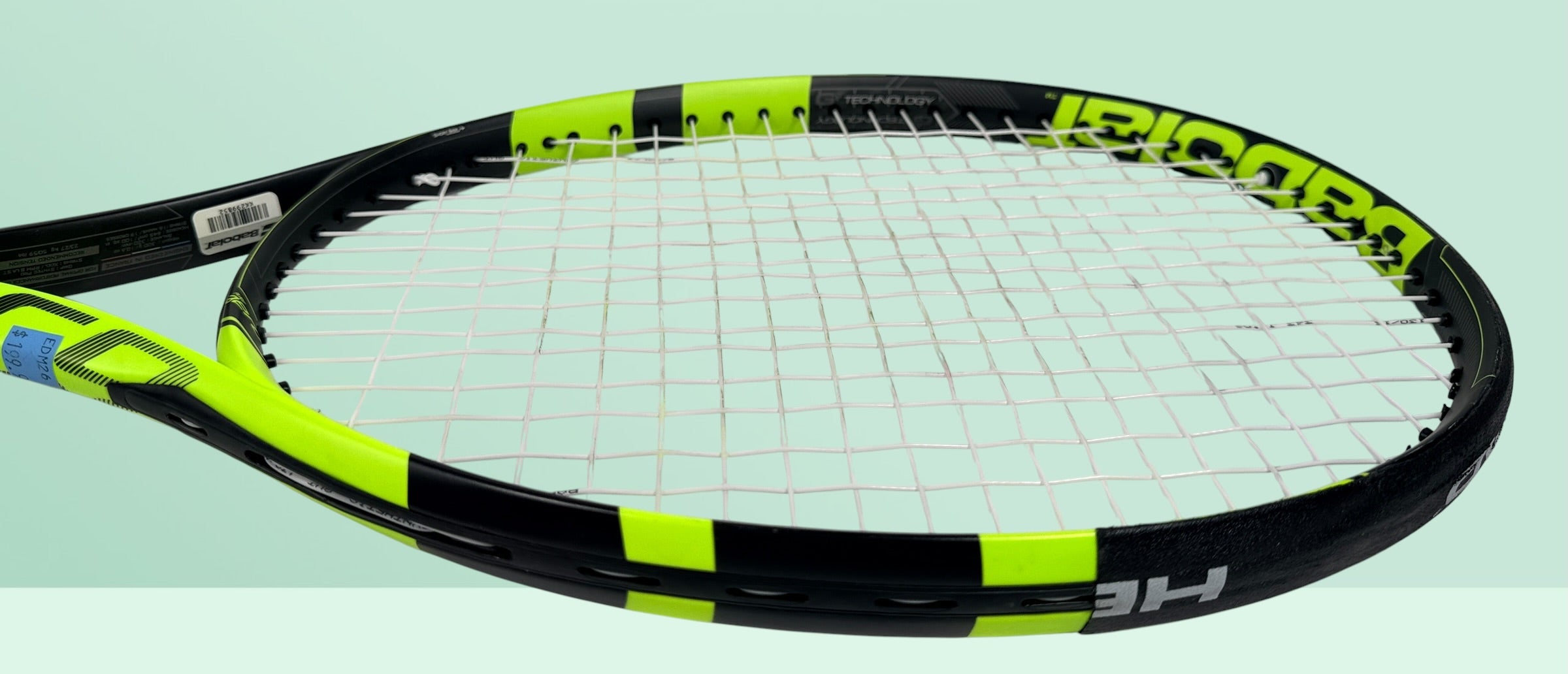 Babolat Pure Aero 300g tennis racquet with 100 sq in head and L4 4 1/2 grip. Popular spin-focused performance frame in good used condition with 16x19 string pattern.