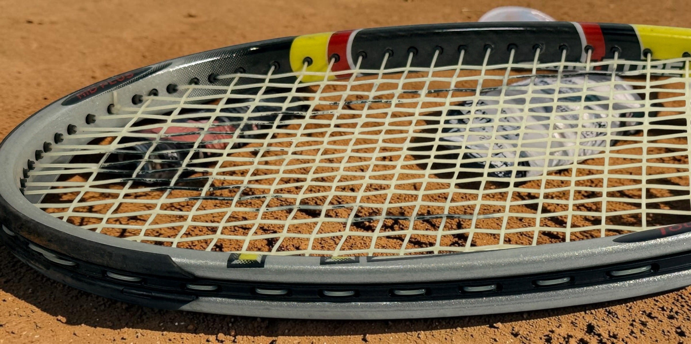 Vintage Austrian-made HEAD Radical TwinTube OS tennis racquet in good playable condition. Classic Andre Agassi-era oversized graphite frame.