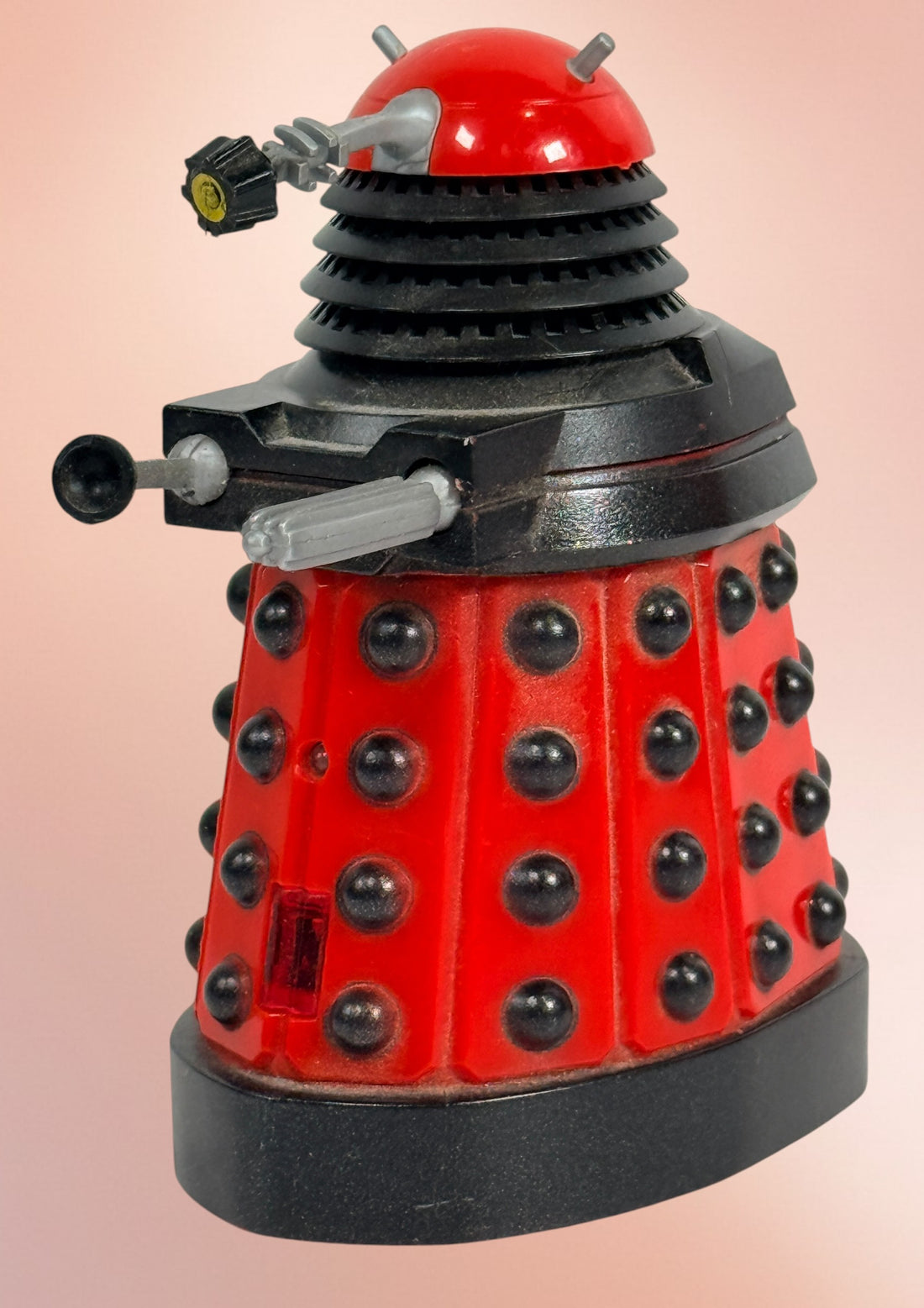 Official BBC 2009 Doctor Who Red Dalek electronic figure by Wow Stuff. Interactive rolling sci-fi collectible toy from the modern Doctor Who era.