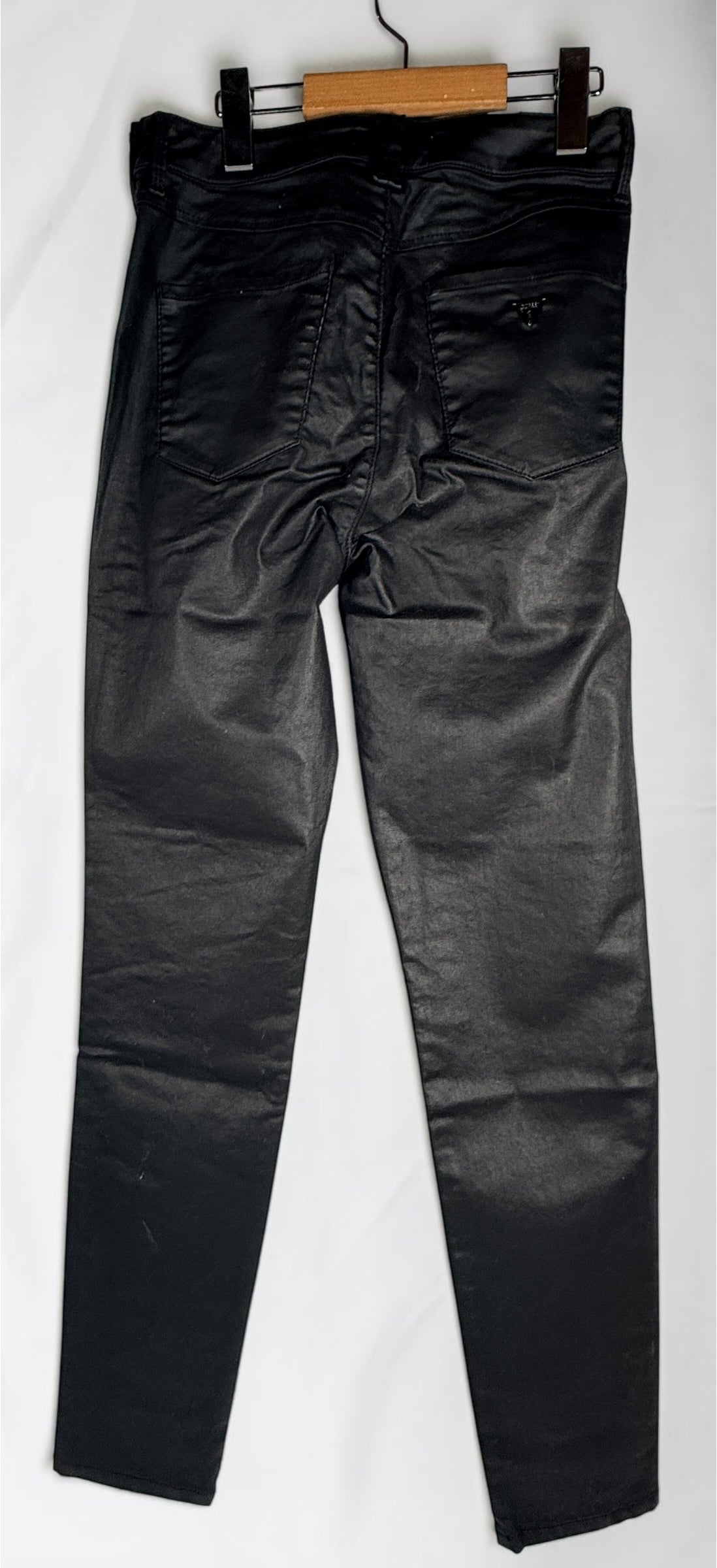 GUESS lace-up coated skinny pants in black Noir Gemstone Wash, size 29. Faux leather look with stretch comfort, original tags attached, and stylish contemporary fit.