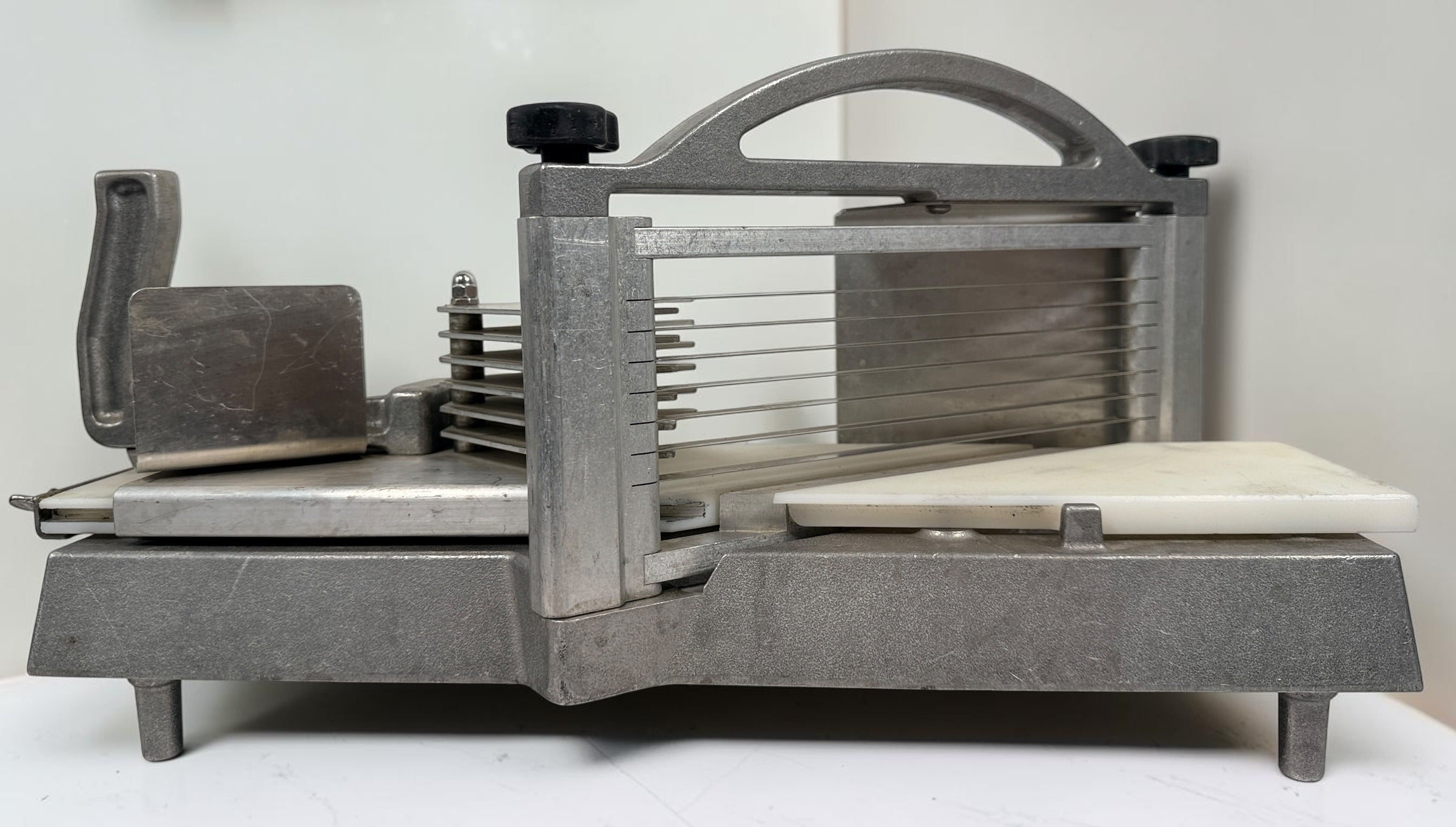 Nemco Easy Lettuce Kutter 56600-L3 commercial lettuce cutter made in USA. NSF-certified food prep equipment with stainless blades and heavy-duty cast aluminum construction.