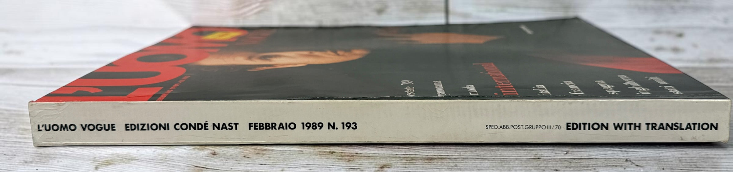 Vintage L’Uomo Vogue February 1989 Issue 193 featuring Julian Schnabel. Rare Italian fashion magazine covering menswear, art, design, and culture.