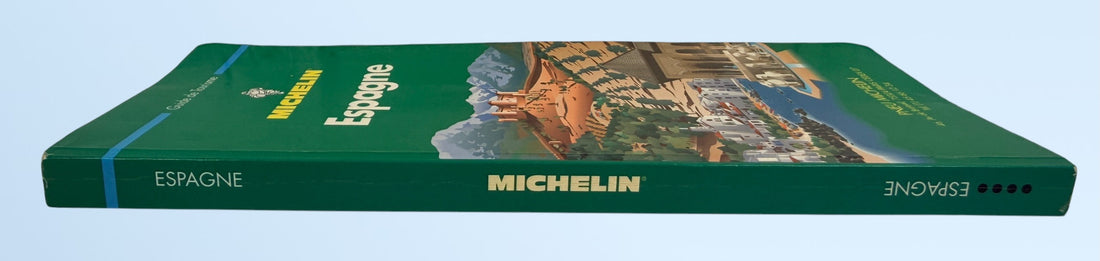 Vintage 1995 Michelin Espagne Green Guide in French. Classic Michelin travel book featuring maps, attractions, regional history, and travel information for Spain.