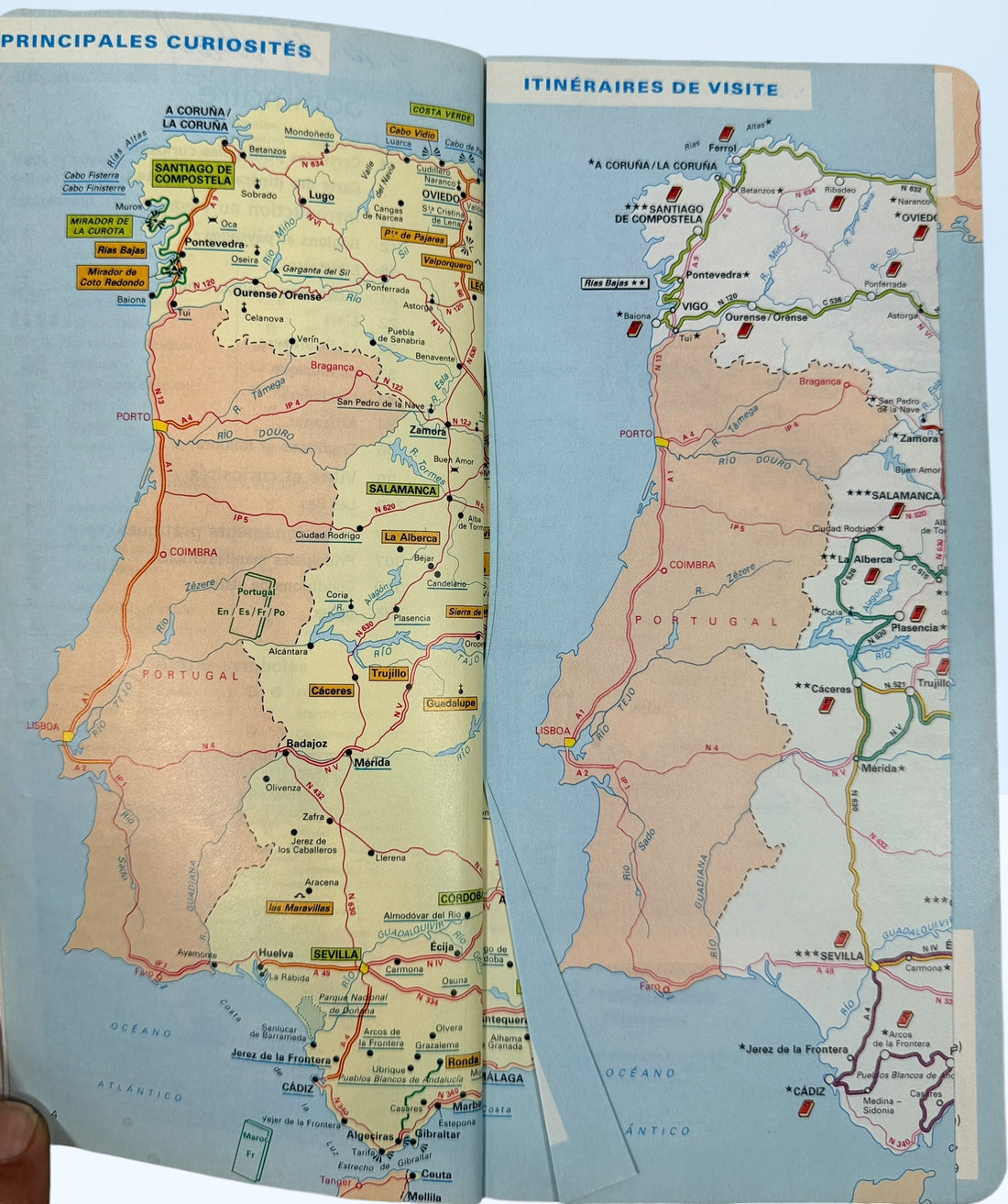 Vintage 1995 Michelin Espagne Green Guide in French. Classic Michelin travel book featuring maps, attractions, regional history, and travel information for Spain.