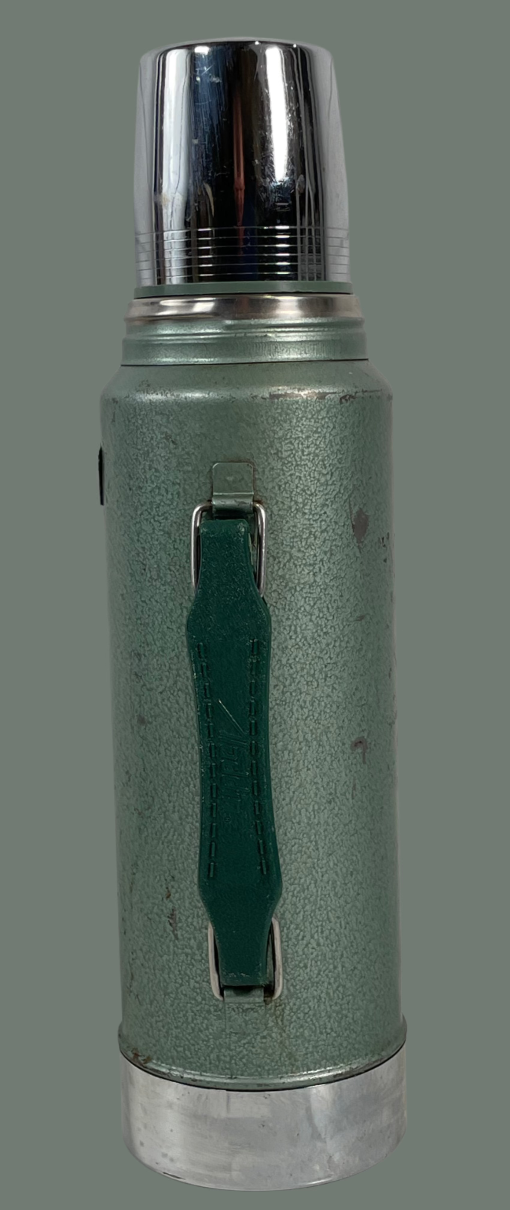 Vintage Stanley Aladdin Thermos – Hammertone Green – 1 Qt – Classic & Durable