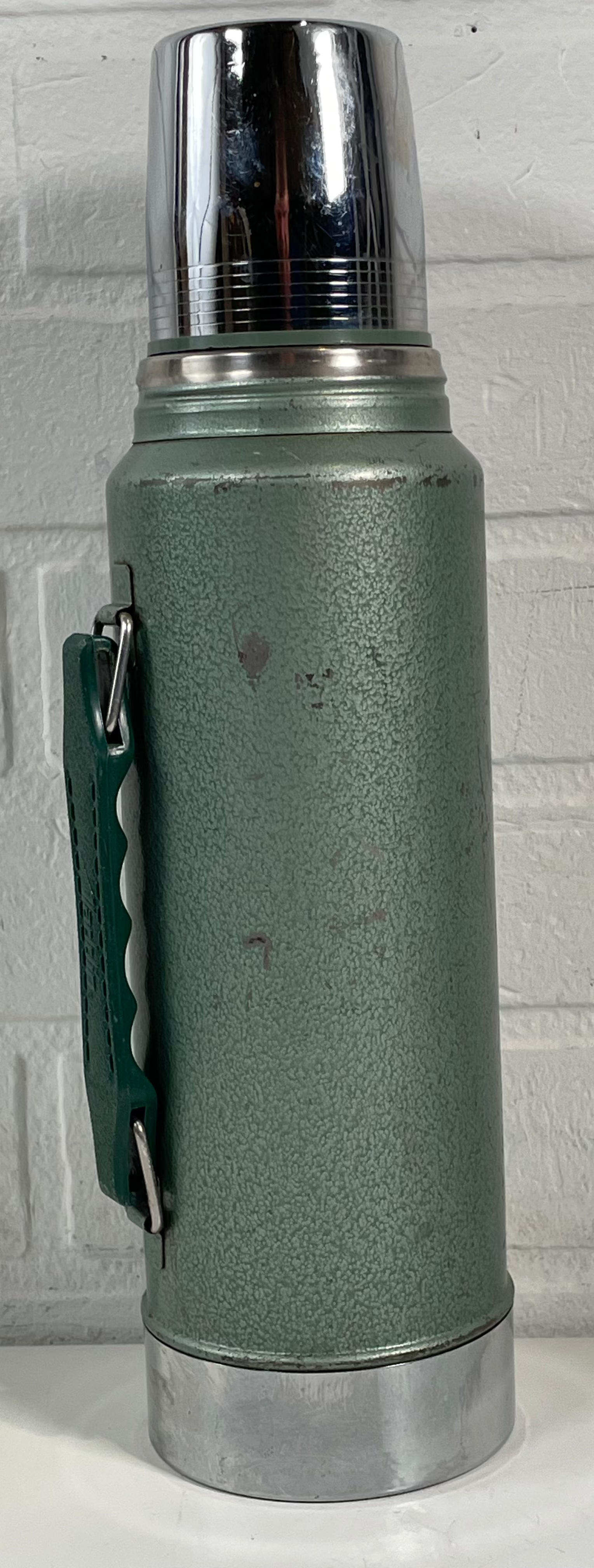 Vintage Stanley Aladdin Thermos – Hammertone Green – 1 Qt – Classic & Durable