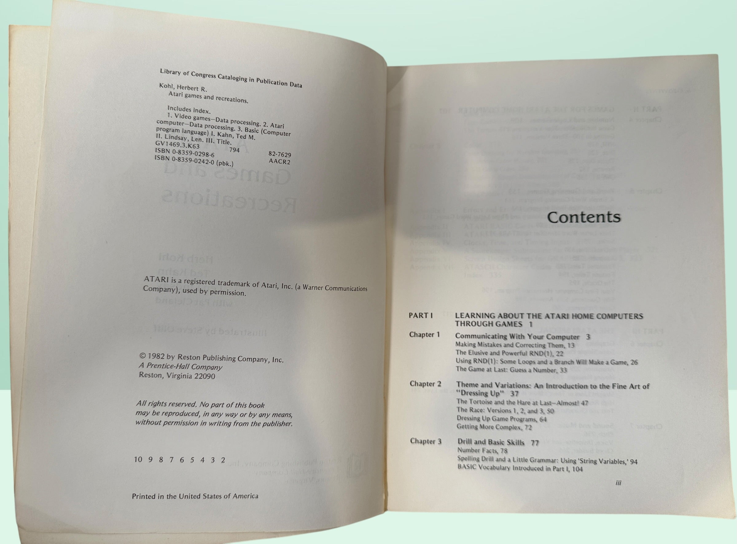 Vintage Atari Games &amp; Recreations programming book for Atari 400 and 800 computers. Classic BASIC coding guide featuring games, graphics, sound and color projects.