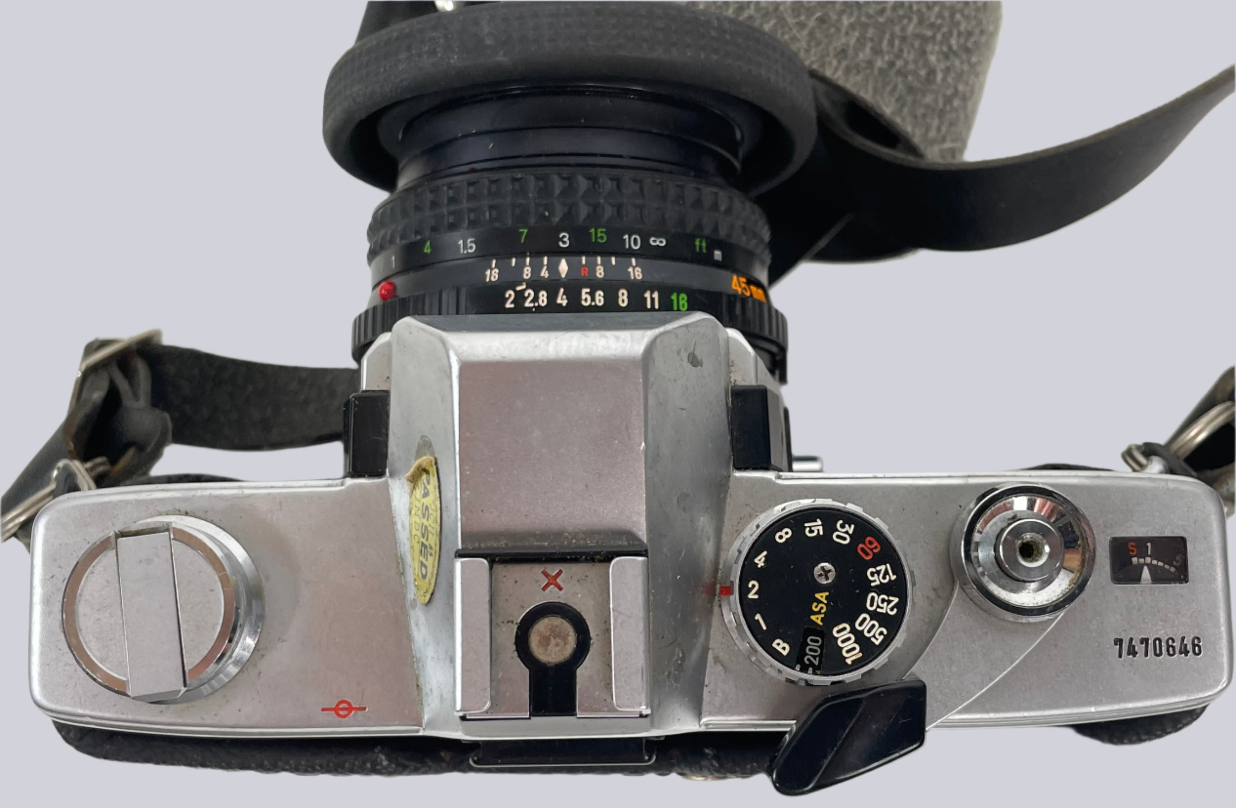 Minolta SR-T 200 Film Camera Kit – 2 Lenses (45mm & 135mm) + Flash, Filters, Grip, Shutter Cable