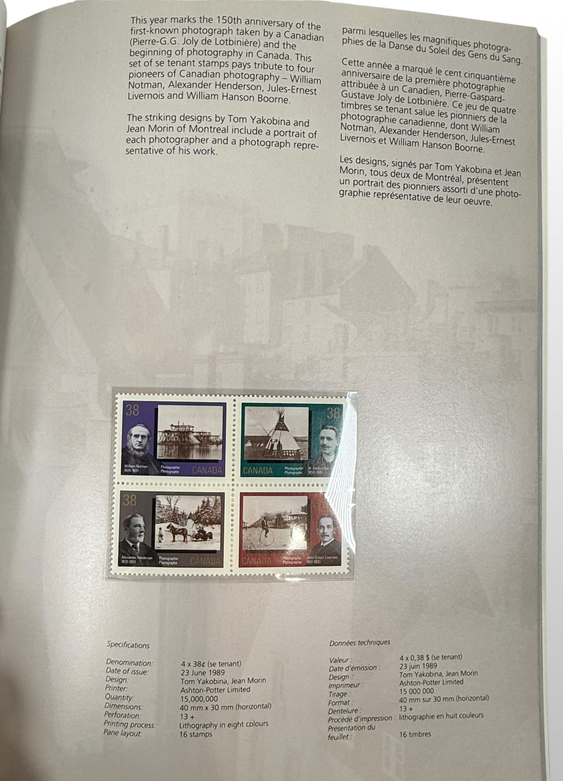 Official Canada Post 1989 stamp collection album featuring complete mounted Canadian postage stamps with bilingual descriptions and philatelic reference material.