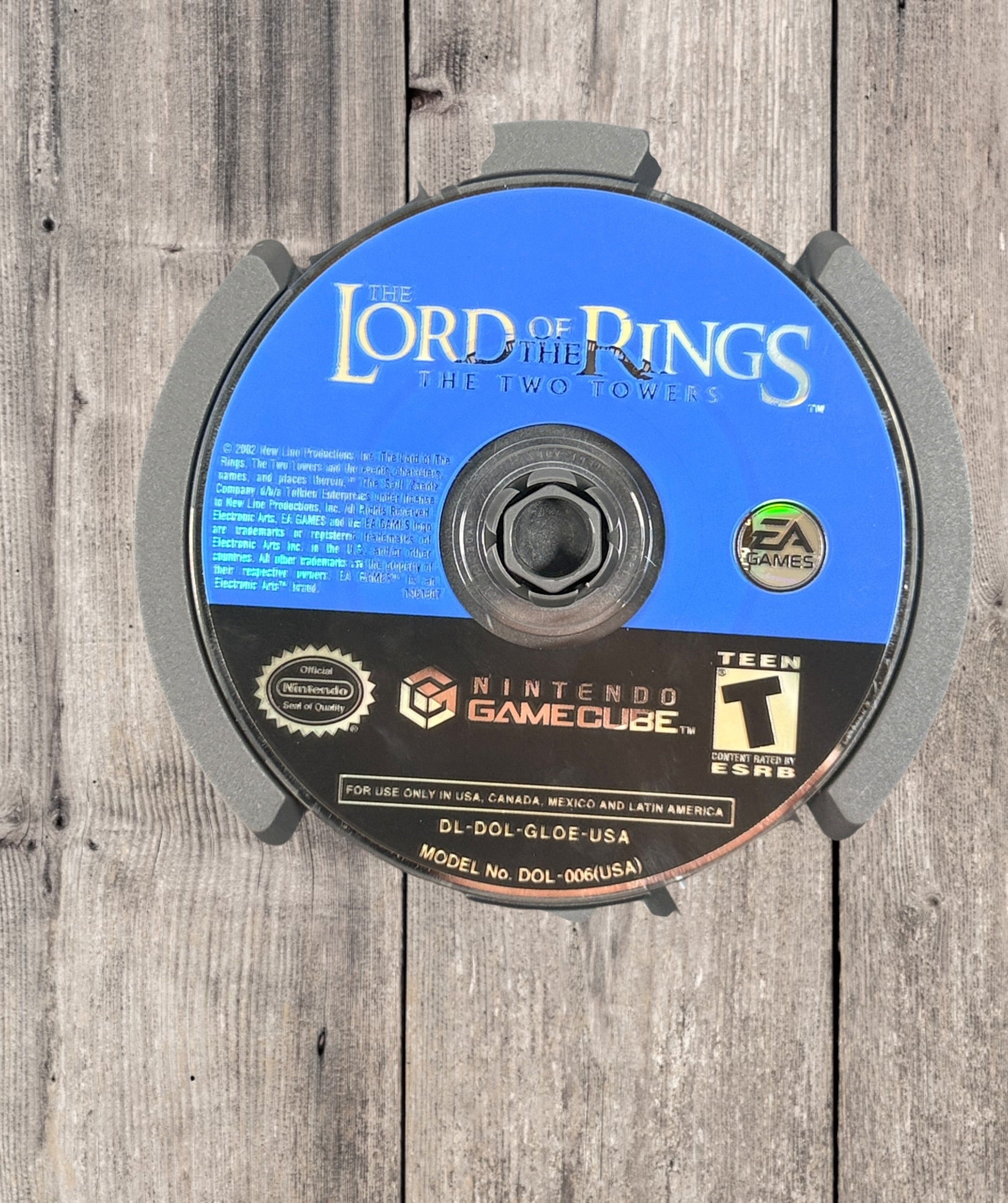 Nintendo GameCube The Lord Of The Rings Two Towers CIB.